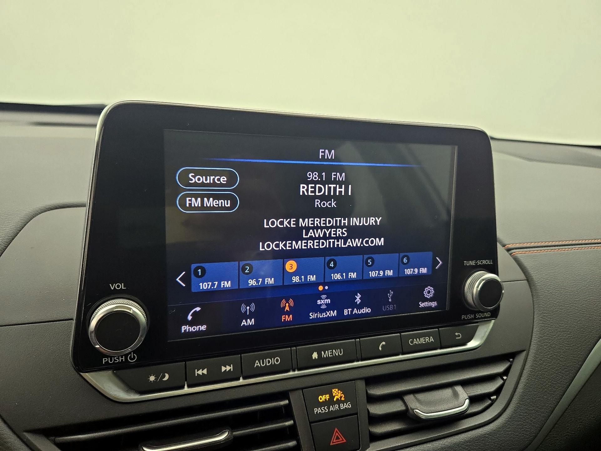 Thumbnail: 2020 Nissan Altima - 15