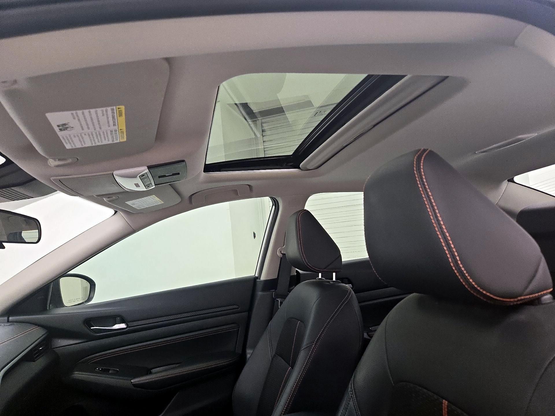 Thumbnail: 2020 Nissan Altima - 19