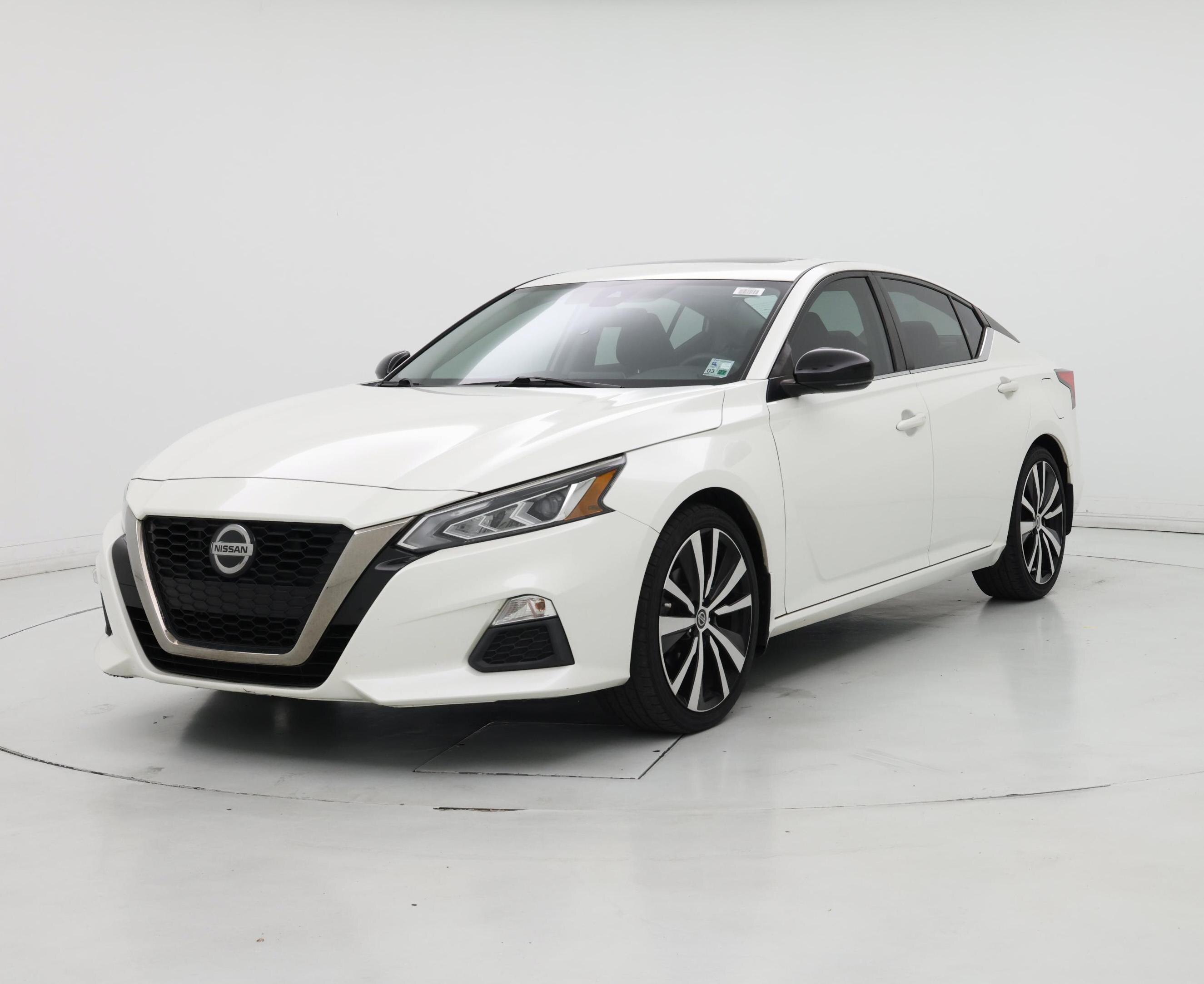 Thumbnail: 2020 Nissan Altima - 4