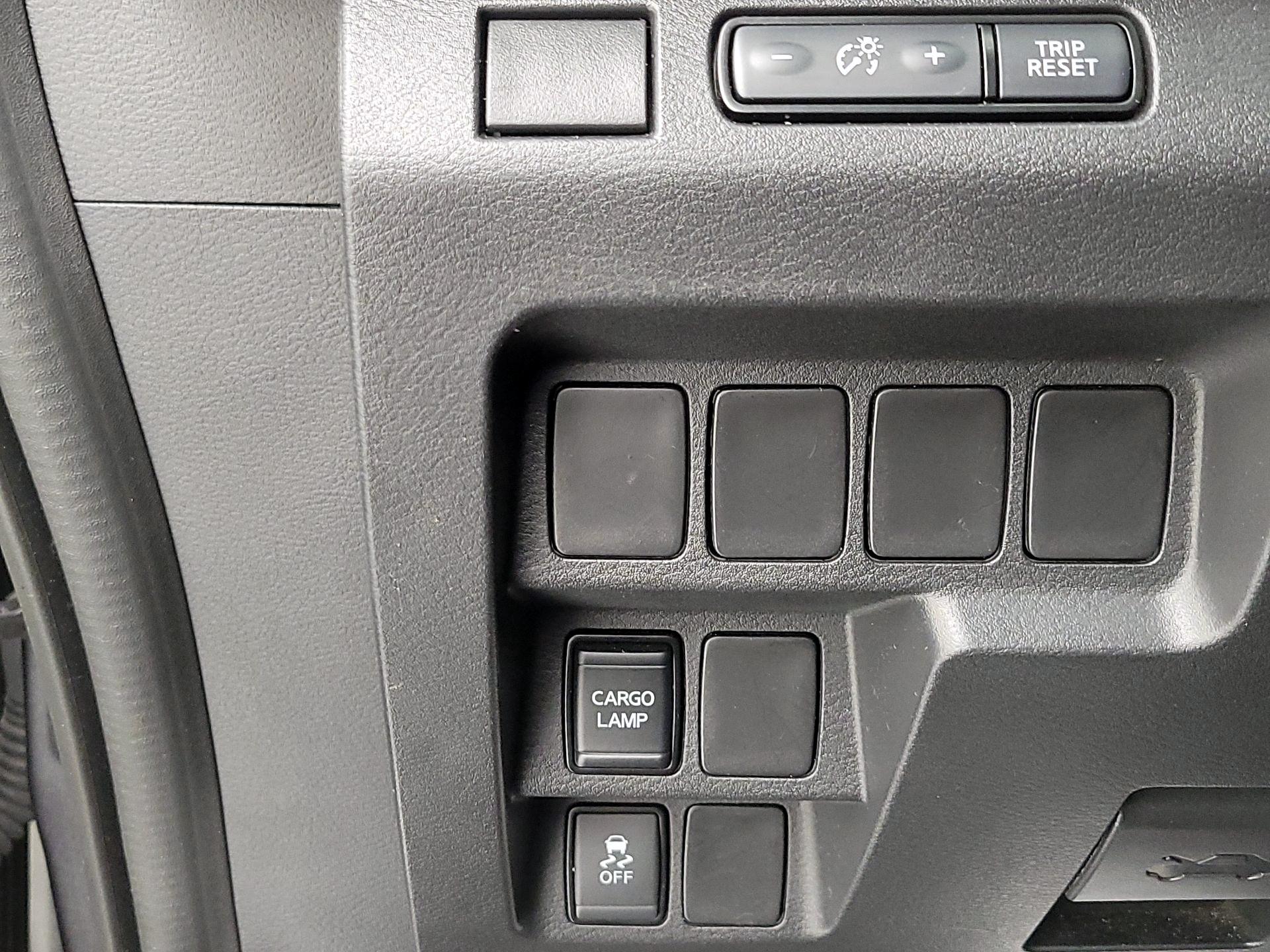 Thumbnail: 2023 Nissan Frontier - 13