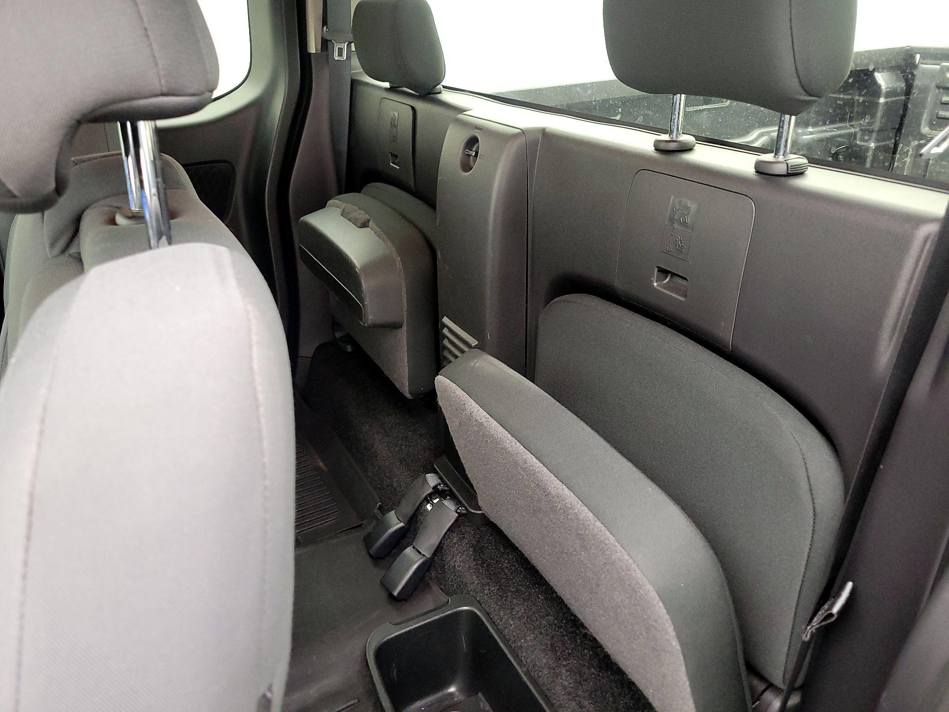 Thumbnail: 2023 Nissan Frontier - 19