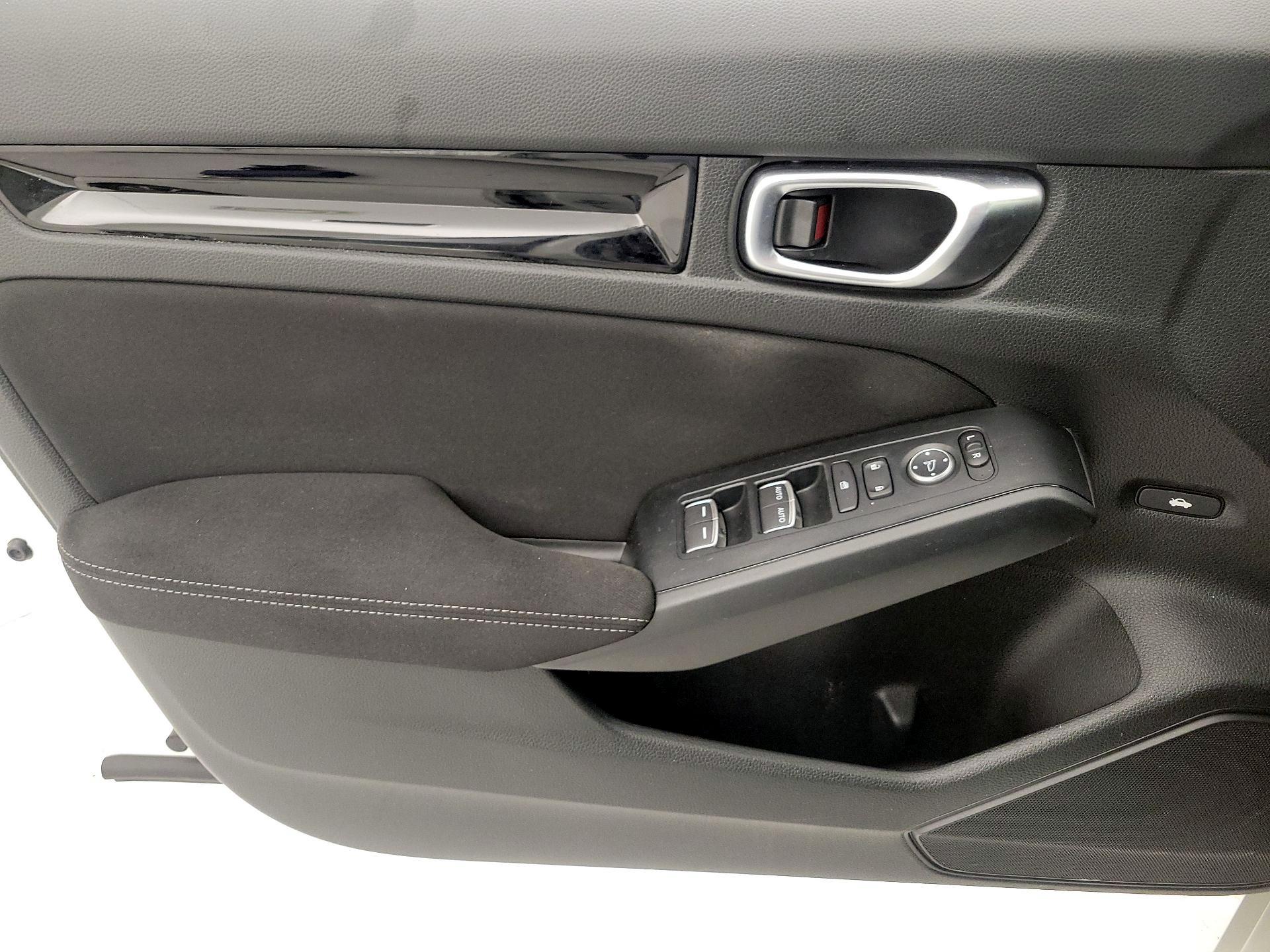 Thumbnail: 2024 Honda Civic - 12