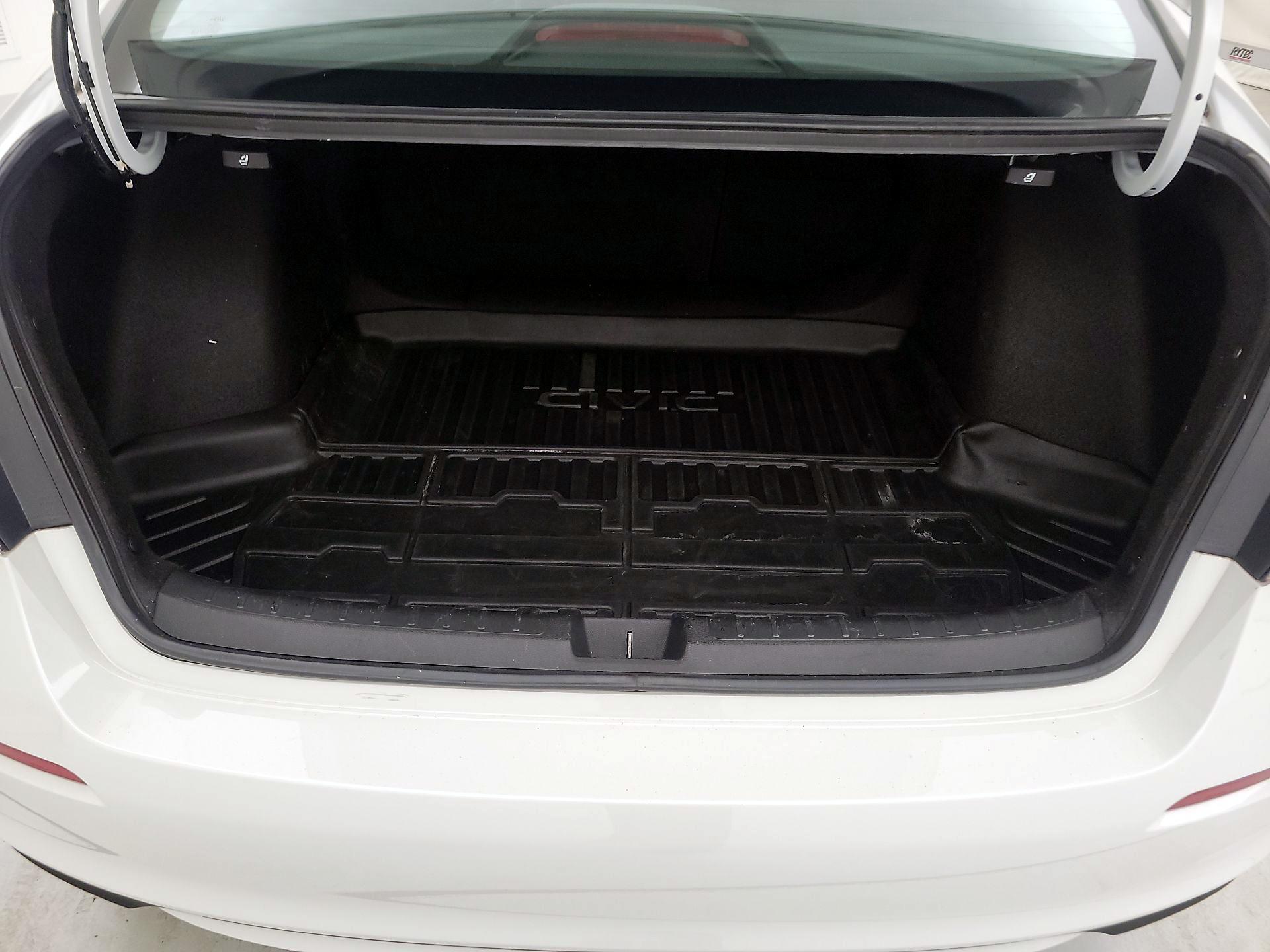 Thumbnail: 2024 Honda Civic - 20