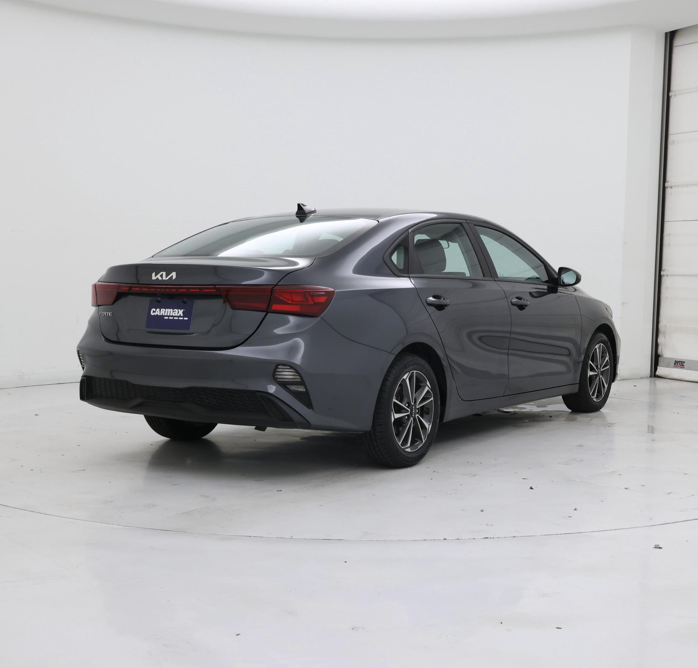 Thumbnail: 2023 Kia Forte - 8