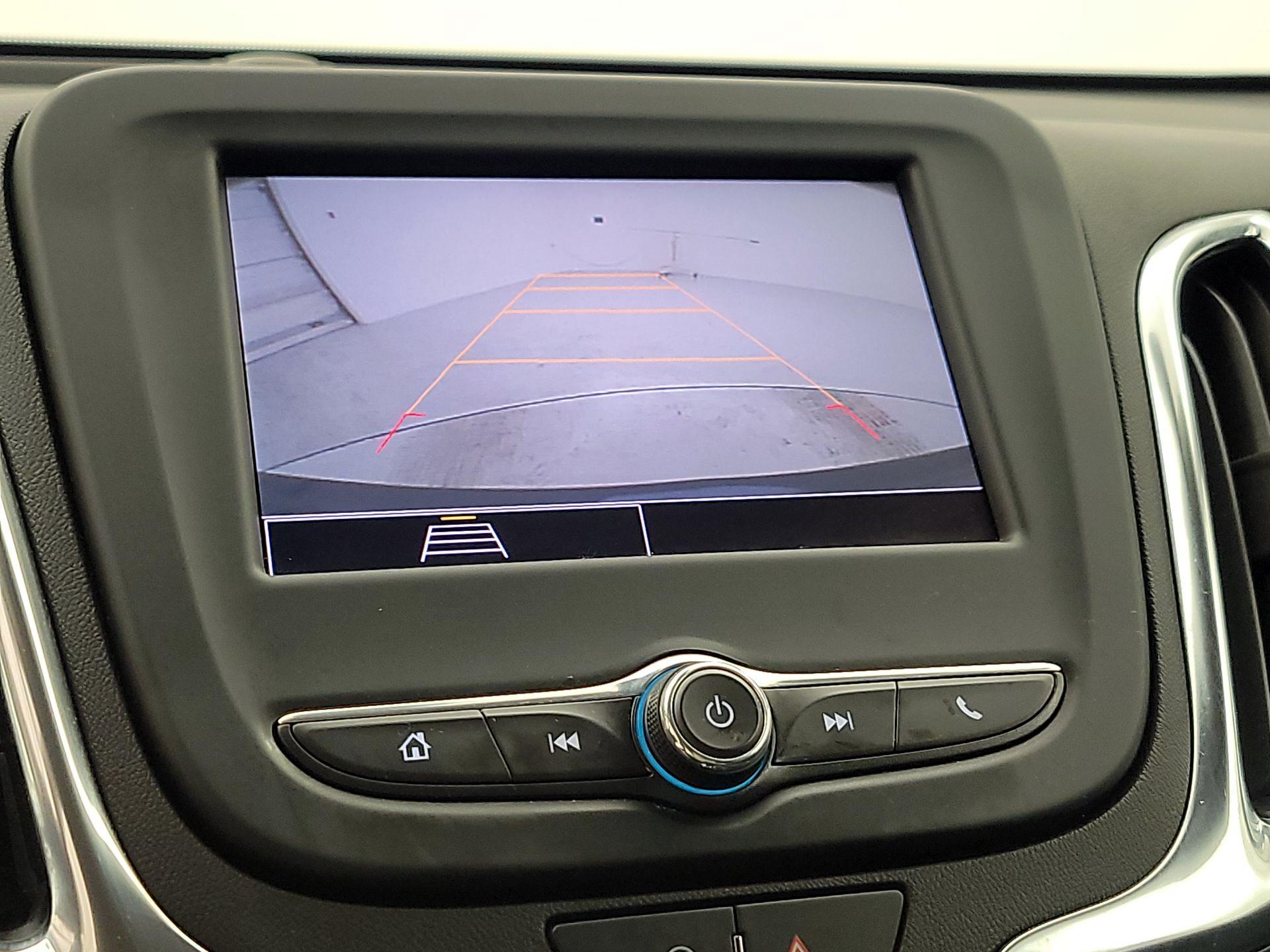 Thumbnail: 2022 Chevrolet Equinox - 14