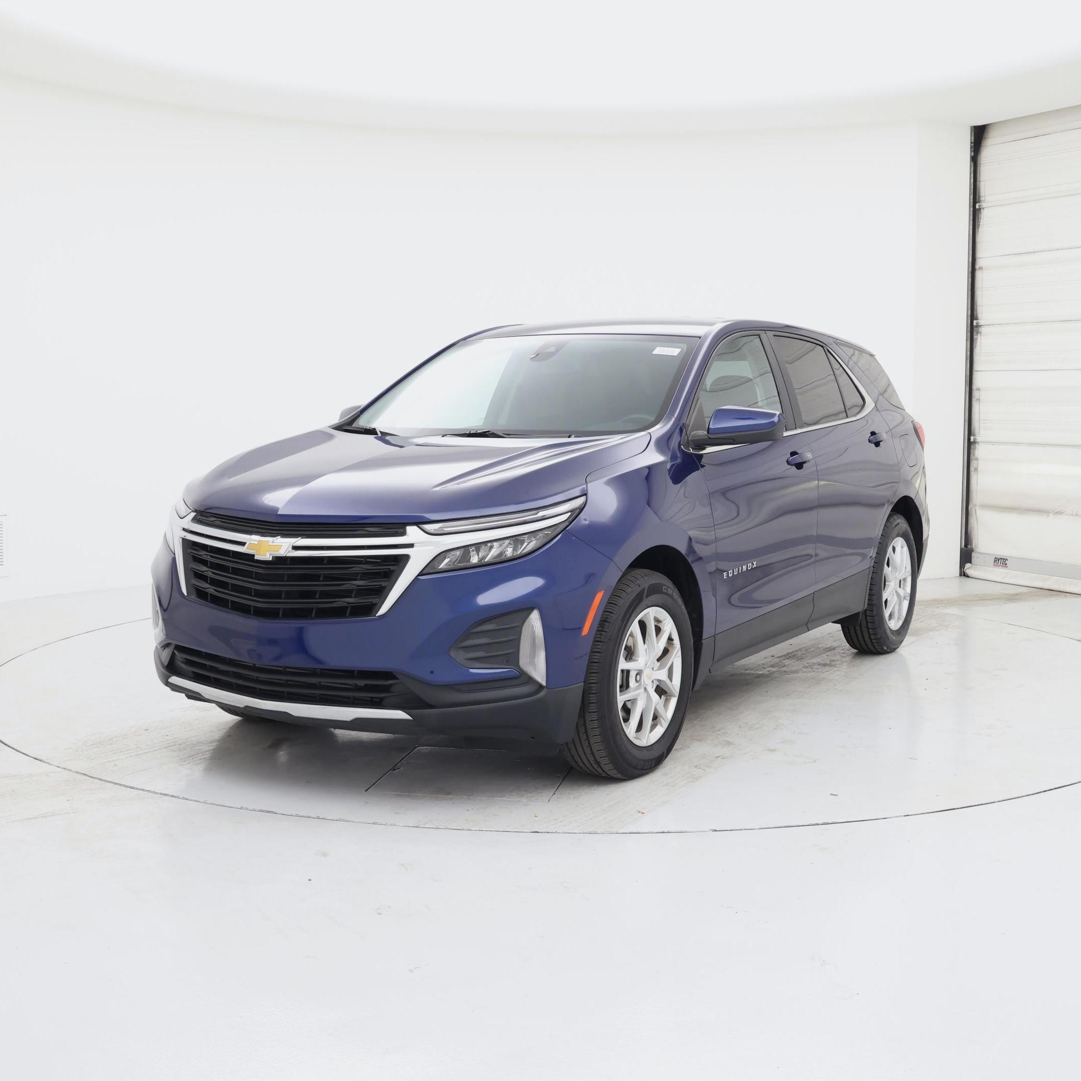 Thumbnail: 2022 Chevrolet Equinox - 4