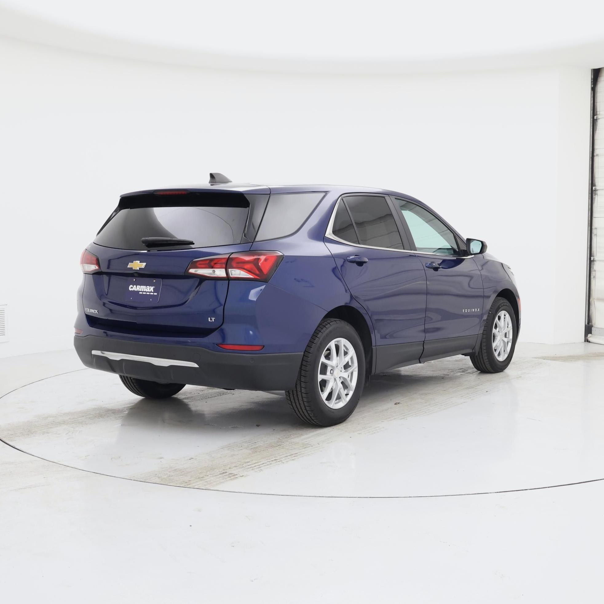 Thumbnail: 2022 Chevrolet Equinox - 8