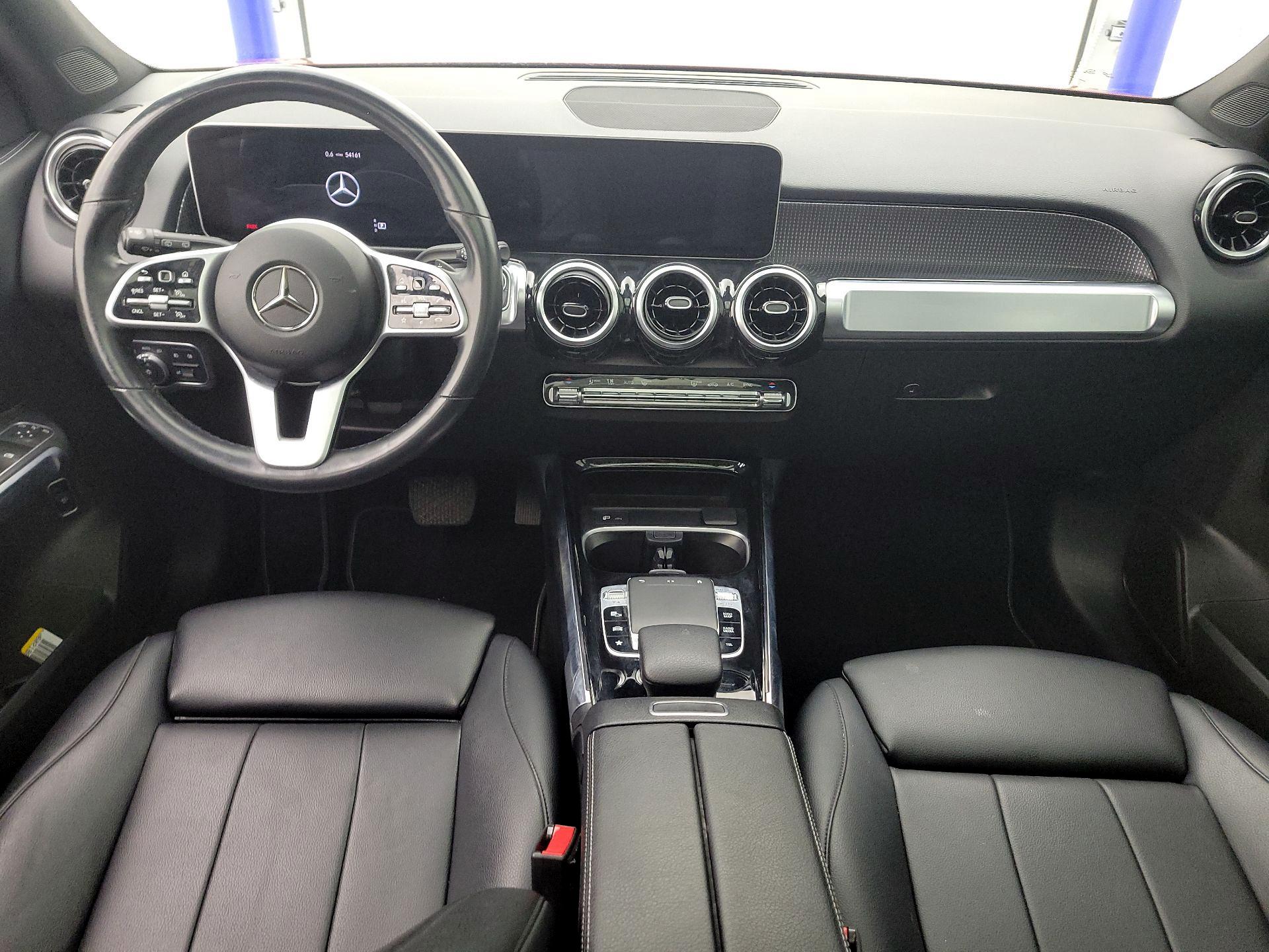 Thumbnail: 2020 Mercedes-Benz GLB - 9