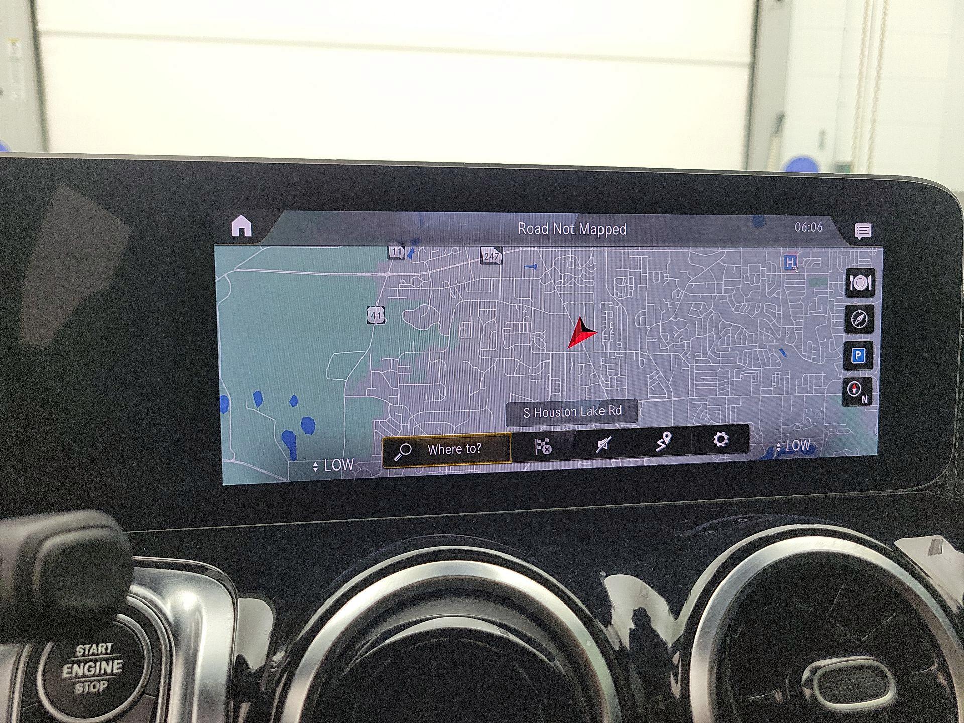 Thumbnail: 2020 Mercedes-Benz GLB - 14