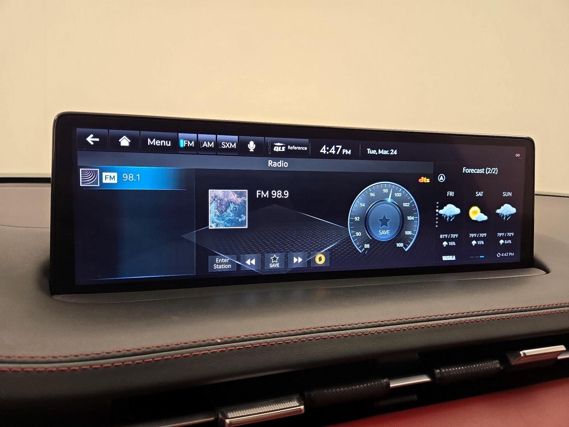 Thumbnail: 2025 Genesis GV70 - 16