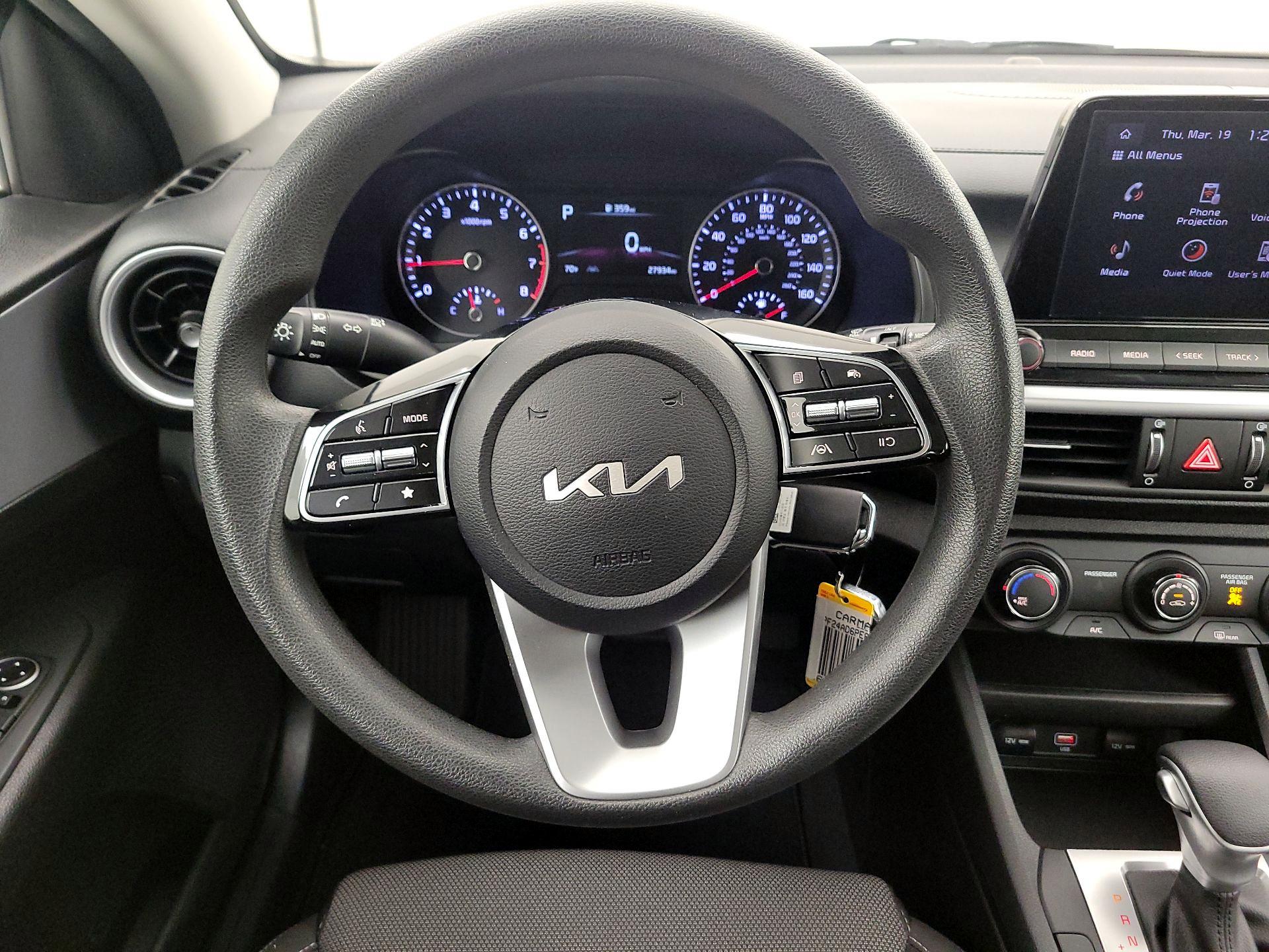 Thumbnail: 2023 Kia Forte - 10