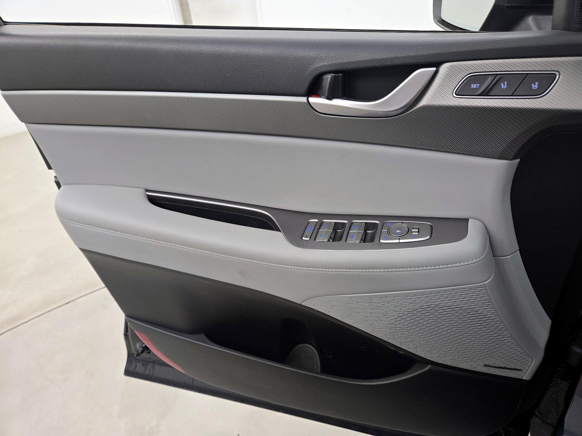 Thumbnail: 2023 Hyundai Palisade - 12