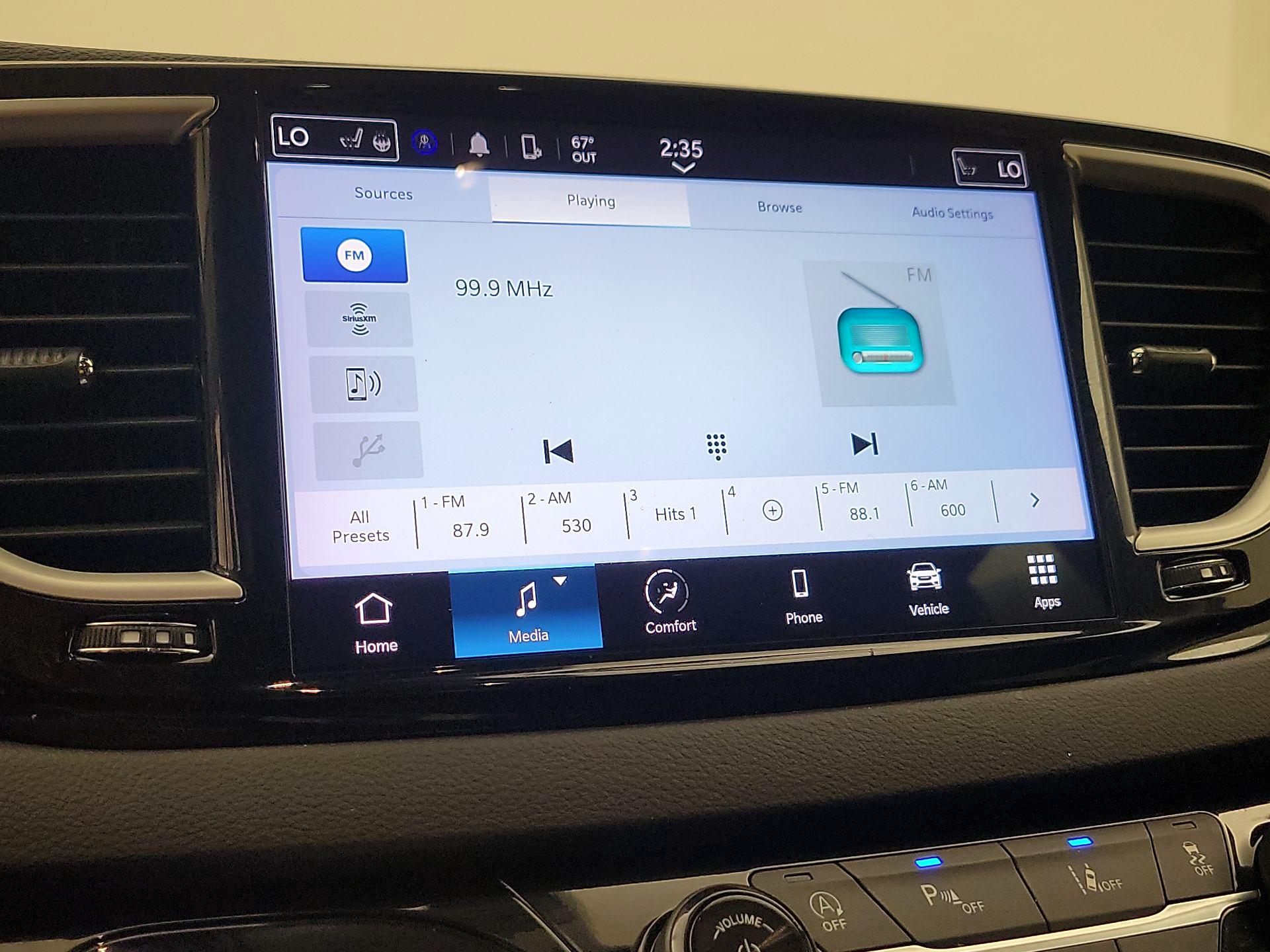 Thumbnail: 2023 Chrysler Pacifica - 15