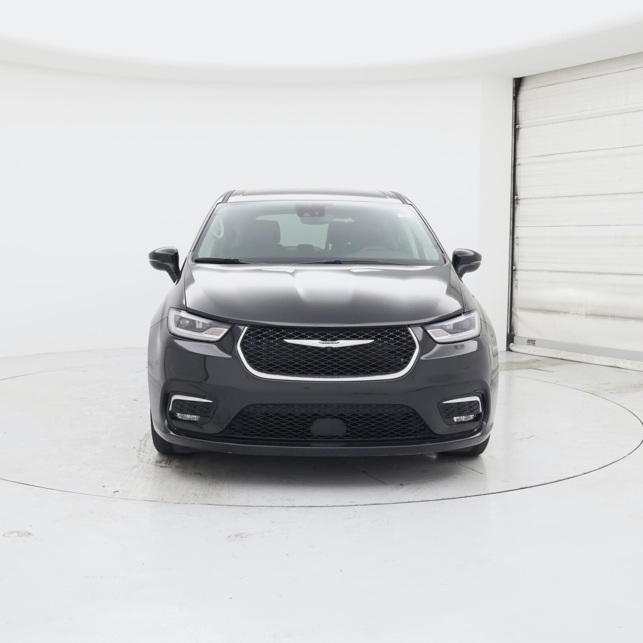 Thumbnail: 2023 Chrysler Pacifica - 5