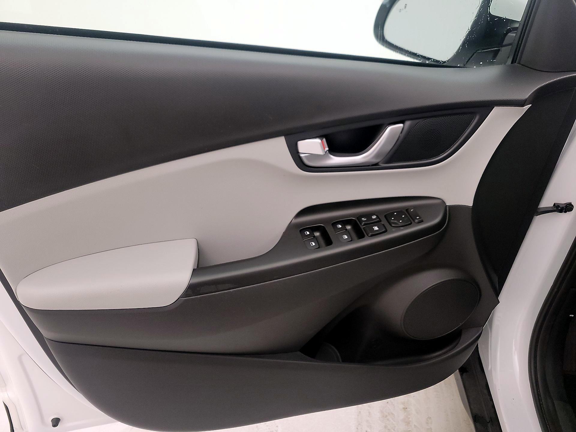 Thumbnail: 2023 Hyundai Kona - 12