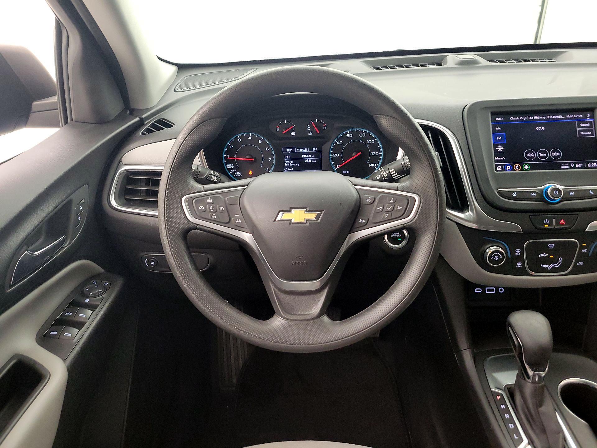 Thumbnail: 2022 Chevrolet Equinox - 10