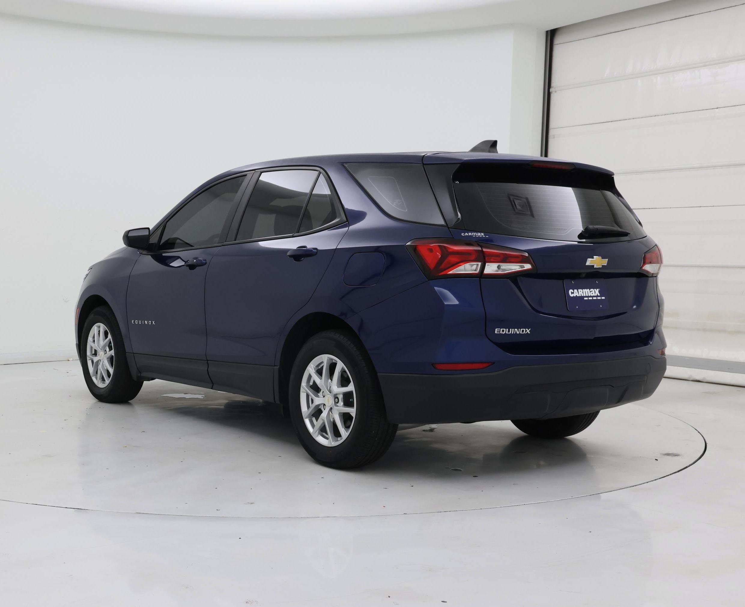 Thumbnail: 2022 Chevrolet Equinox - 2