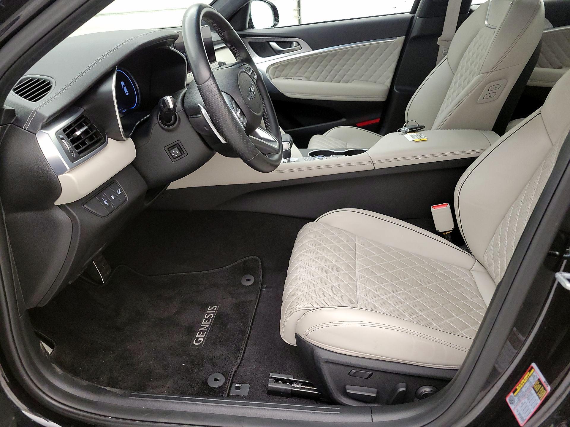 Thumbnail: 2023 Genesis G70 - 11