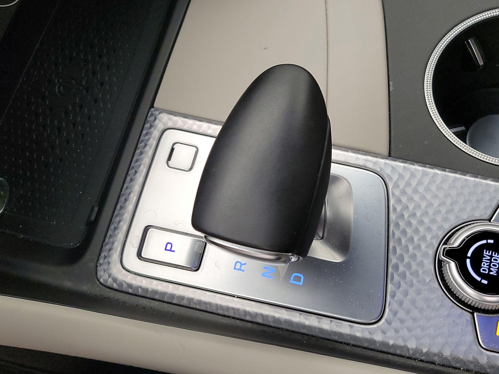 Thumbnail: 2023 Genesis G70 - 17