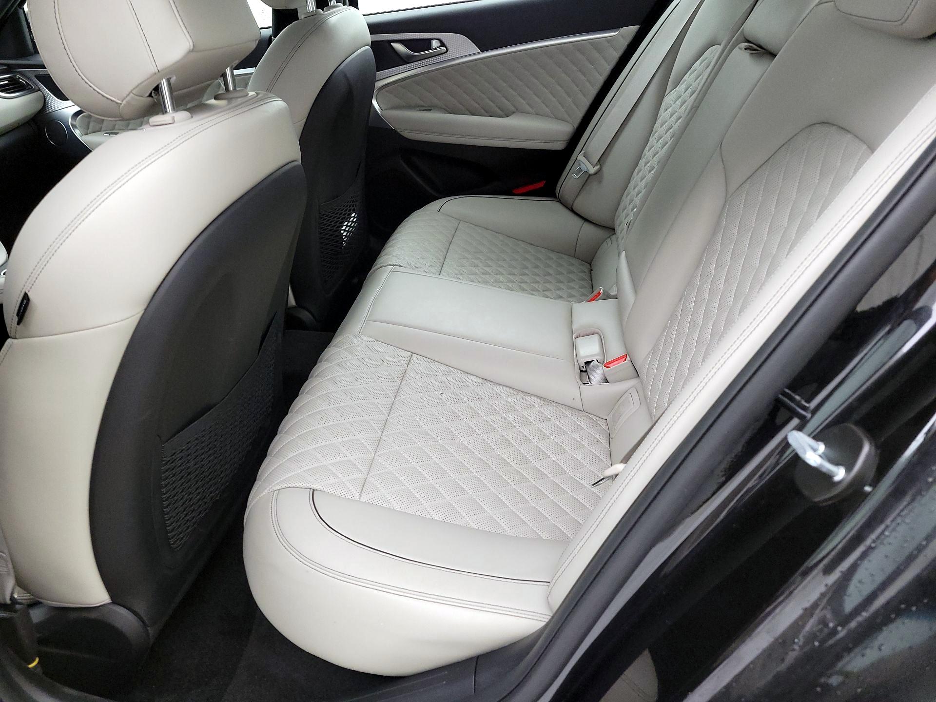 Thumbnail: 2023 Genesis G70 - 19