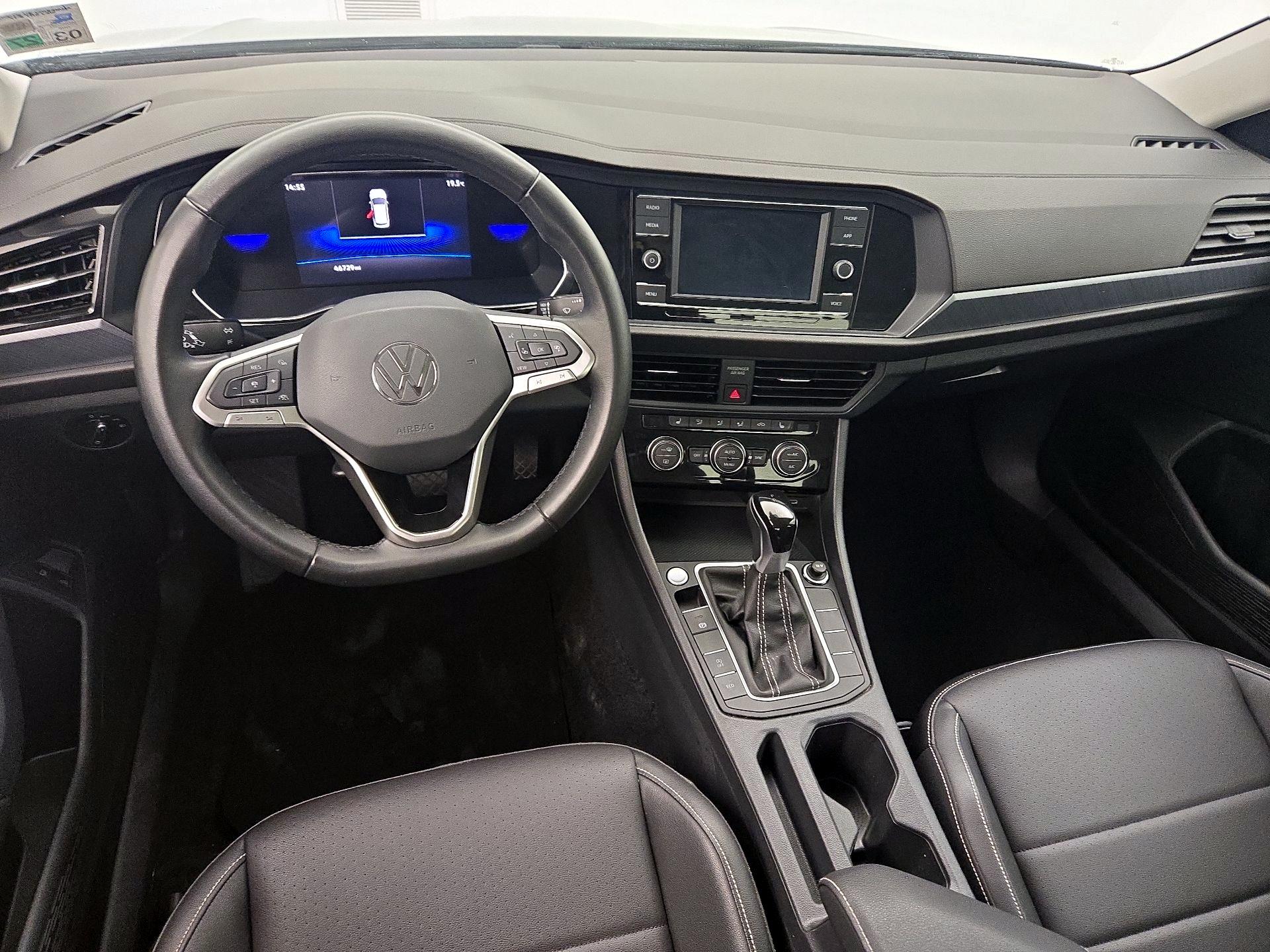 Thumbnail: 2024 Volkswagen Jetta - 9