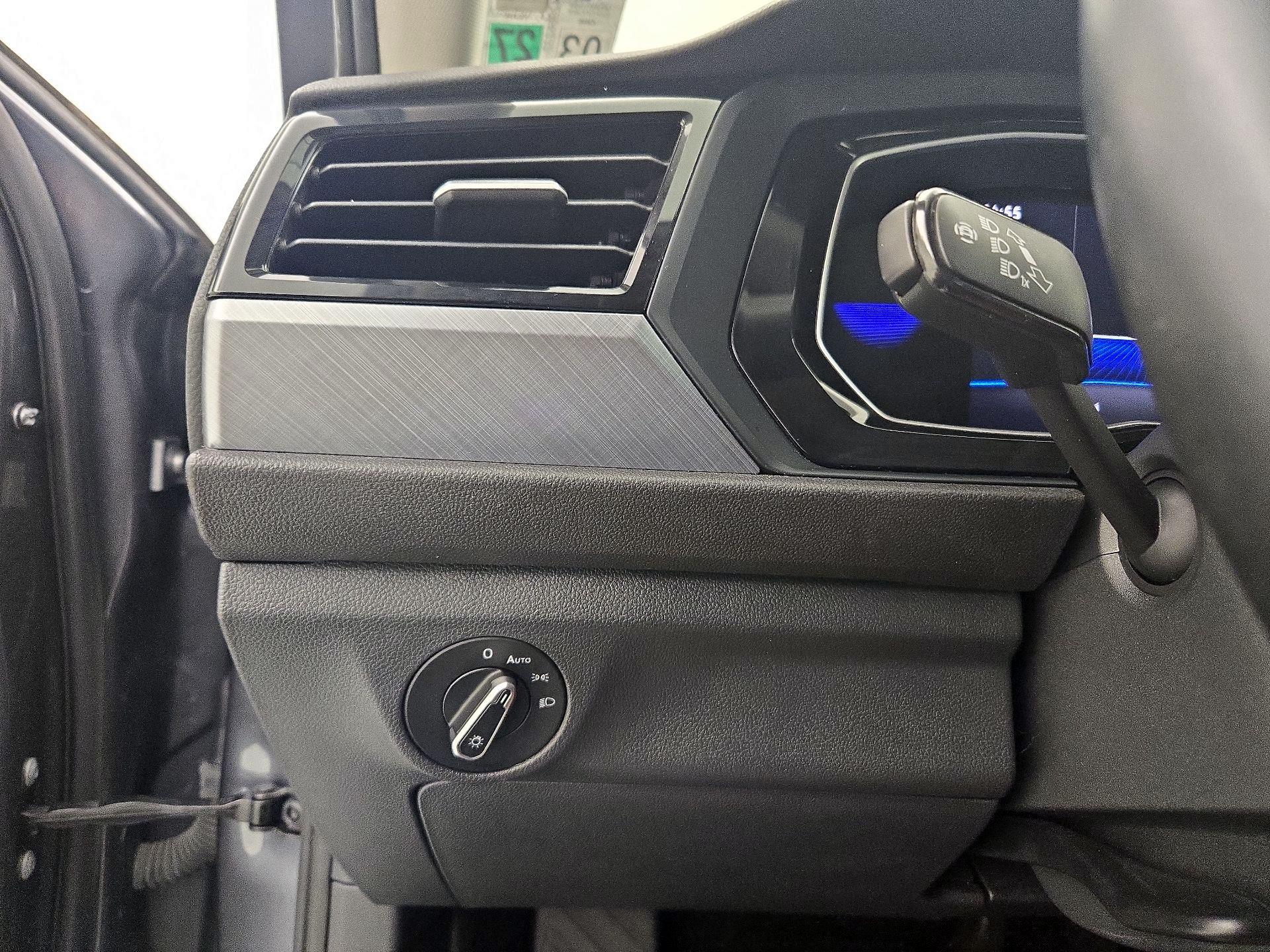 Thumbnail: 2024 Volkswagen Jetta - 13