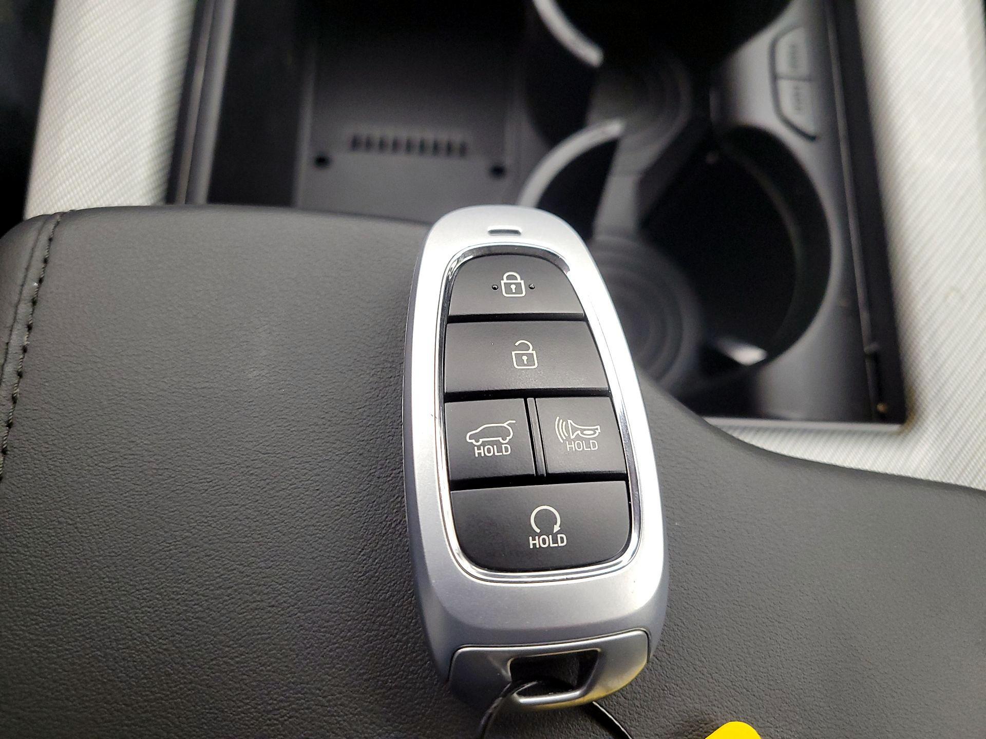 Thumbnail: 2025 Hyundai Palisade - 18