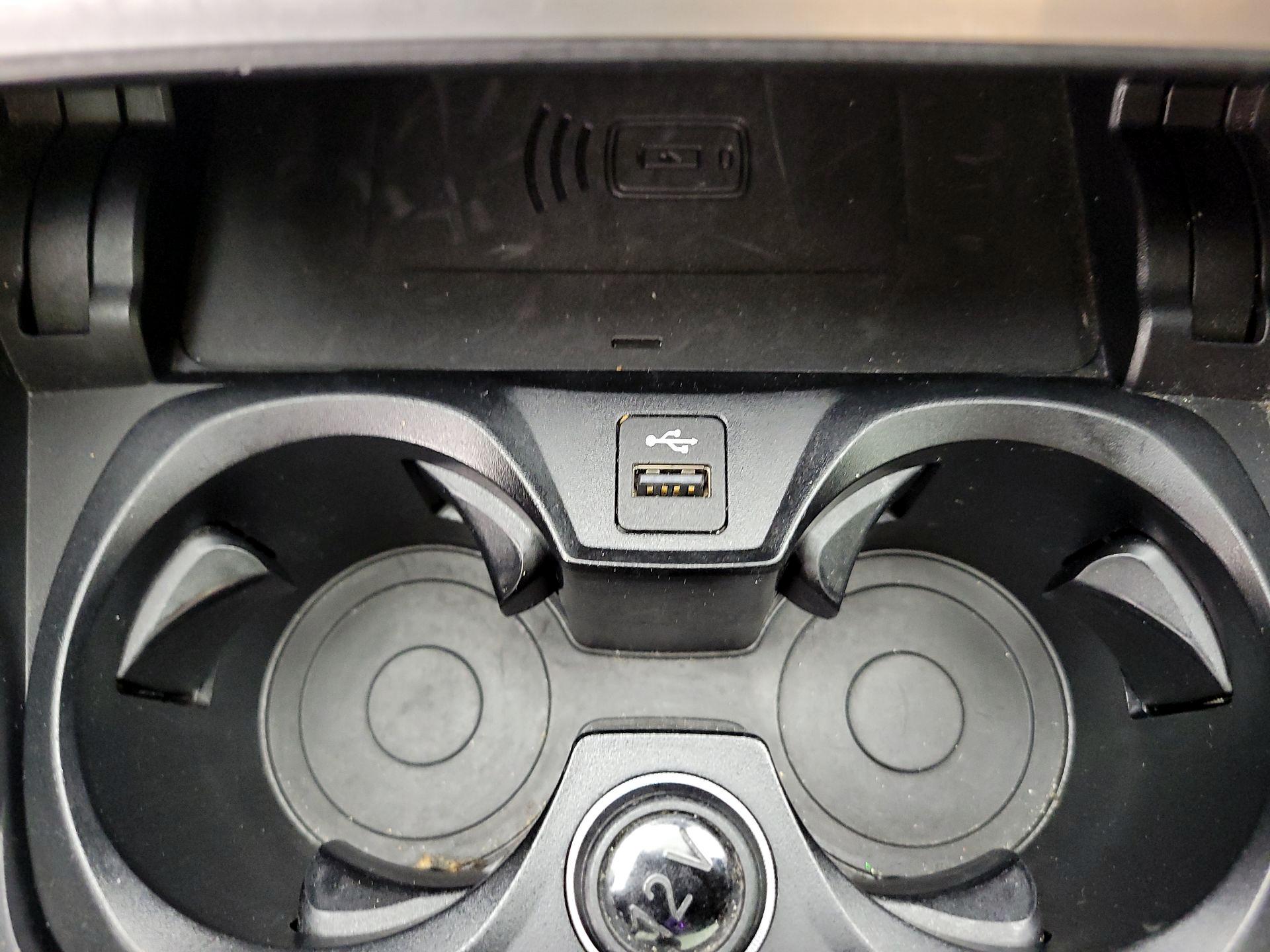 Thumbnail: 2021 BMW 4 Series - 16