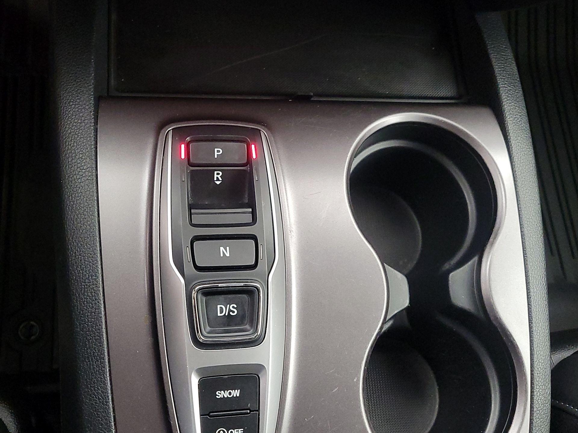 Thumbnail: 2022 Honda Pilot - 17