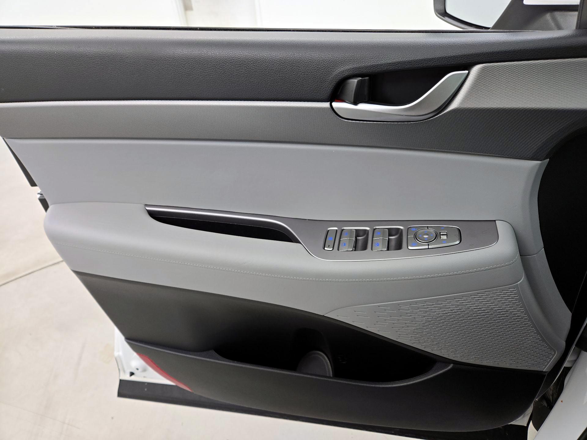 Thumbnail: 2021 Hyundai Palisade - 12