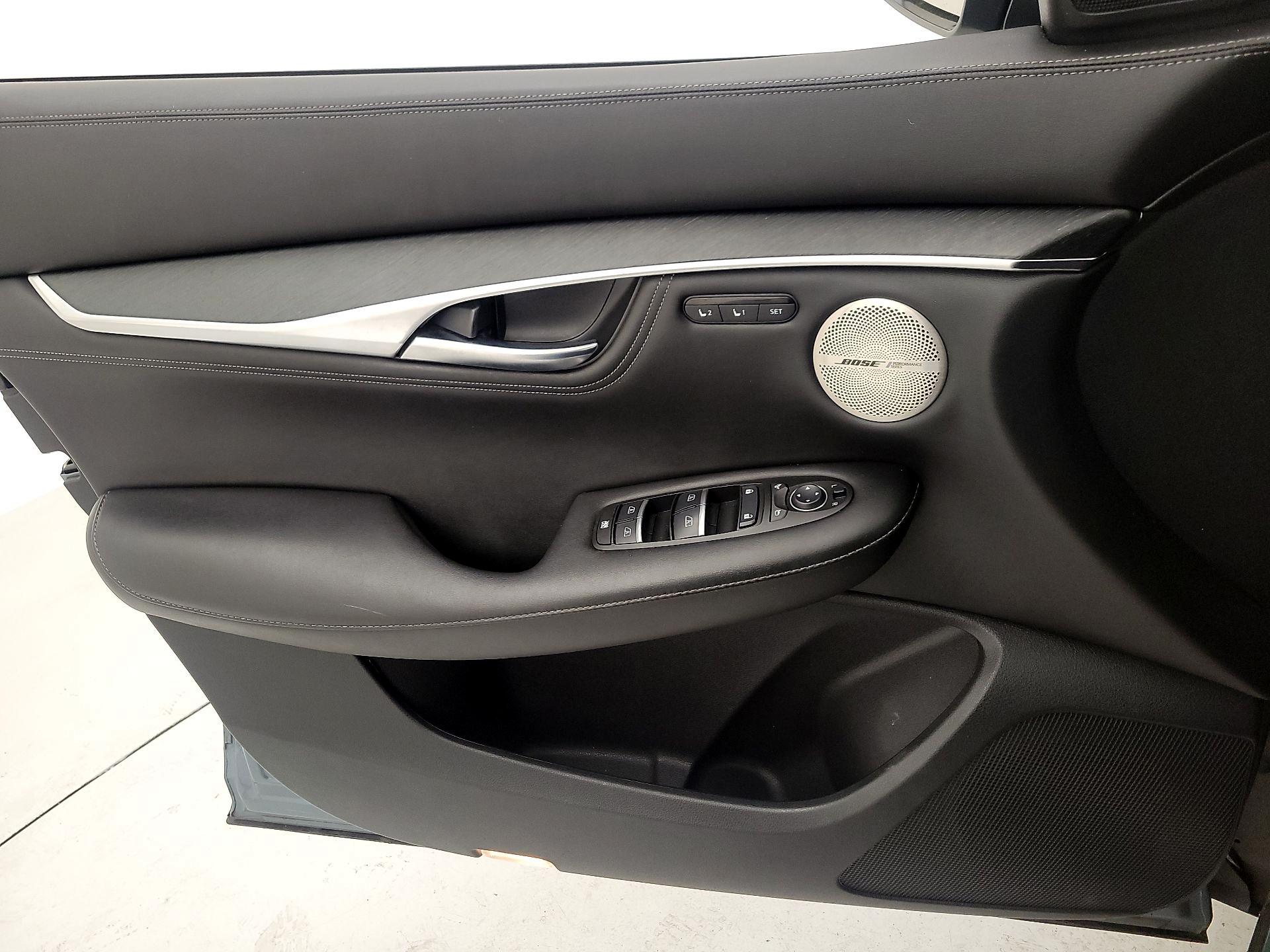 Thumbnail: 2023 INFINITI QX55 - 12