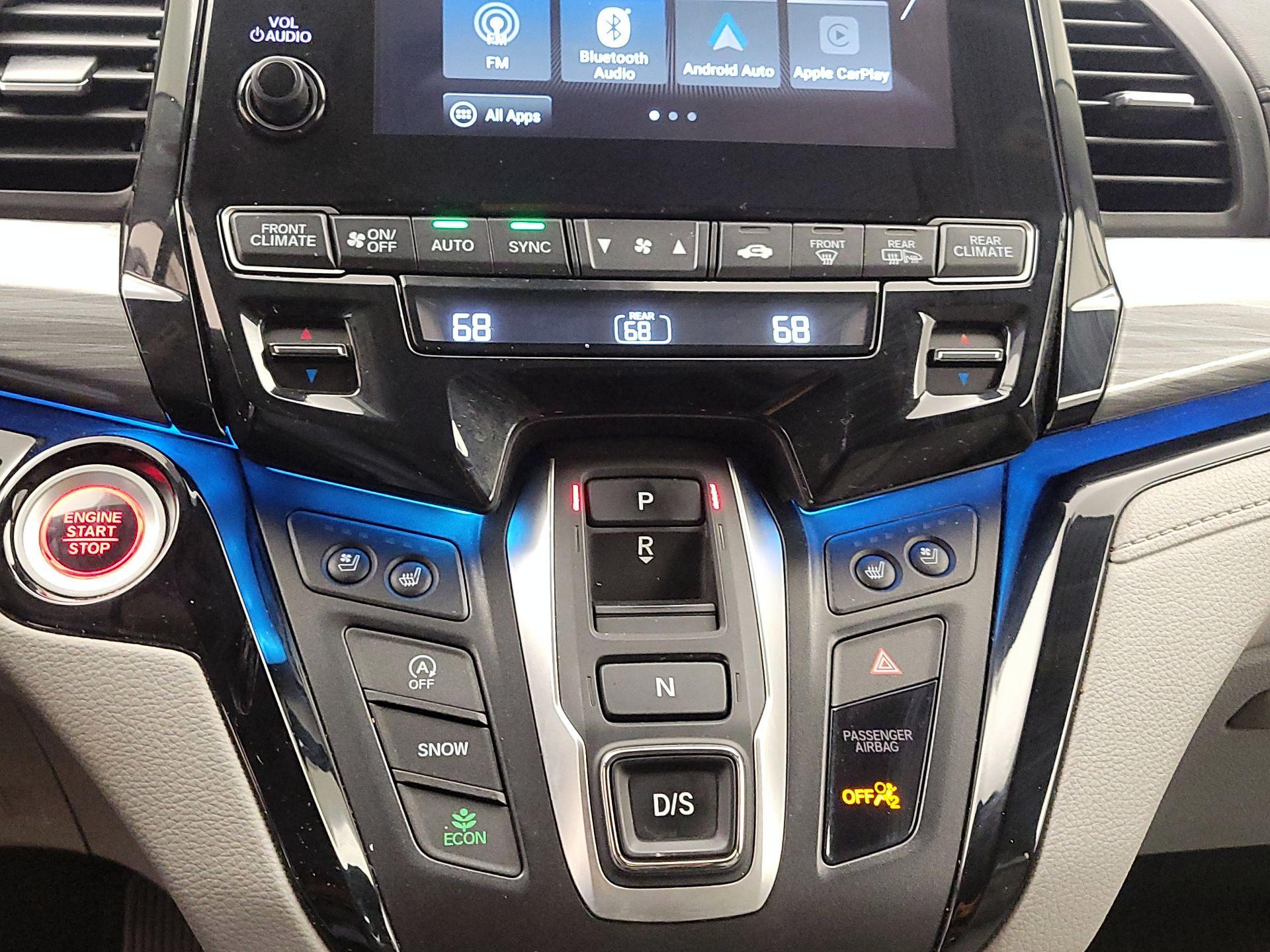 Thumbnail: 2022 Honda Odyssey - 16