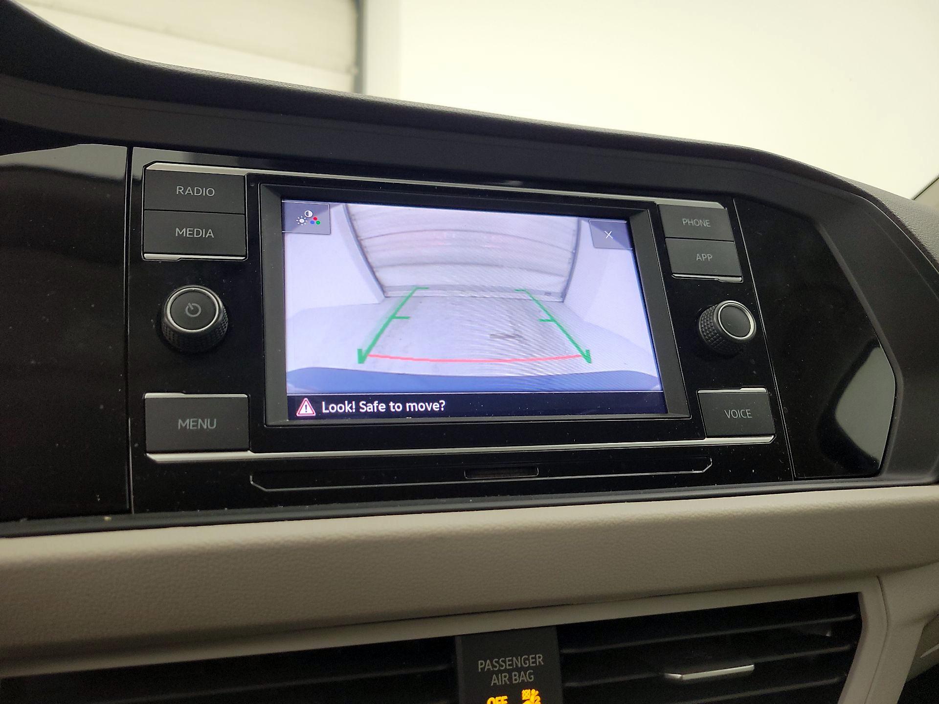 Thumbnail: 2023 Volkswagen Jetta - 13