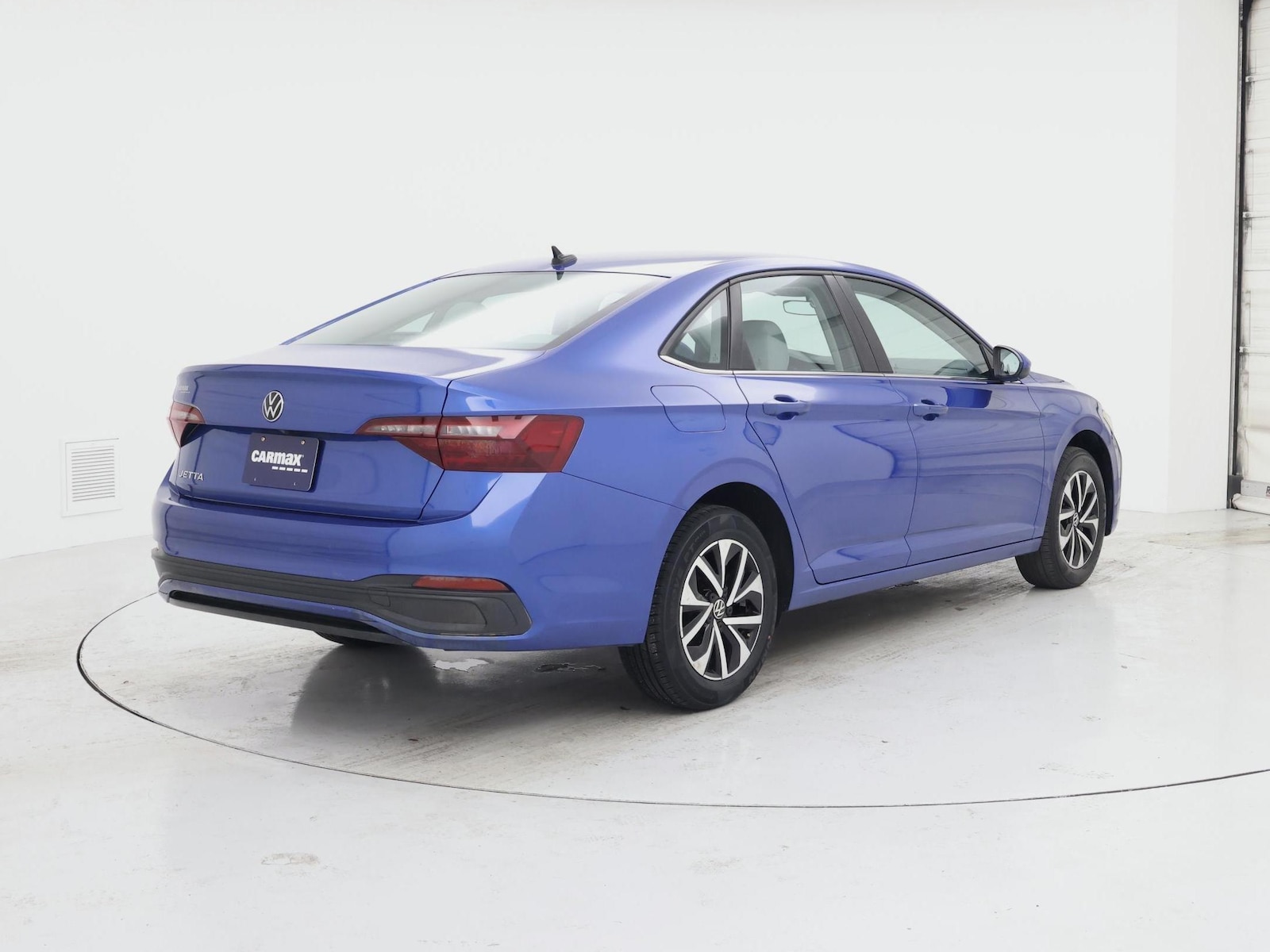 2023 Volkswagen Jetta S - Photo 9