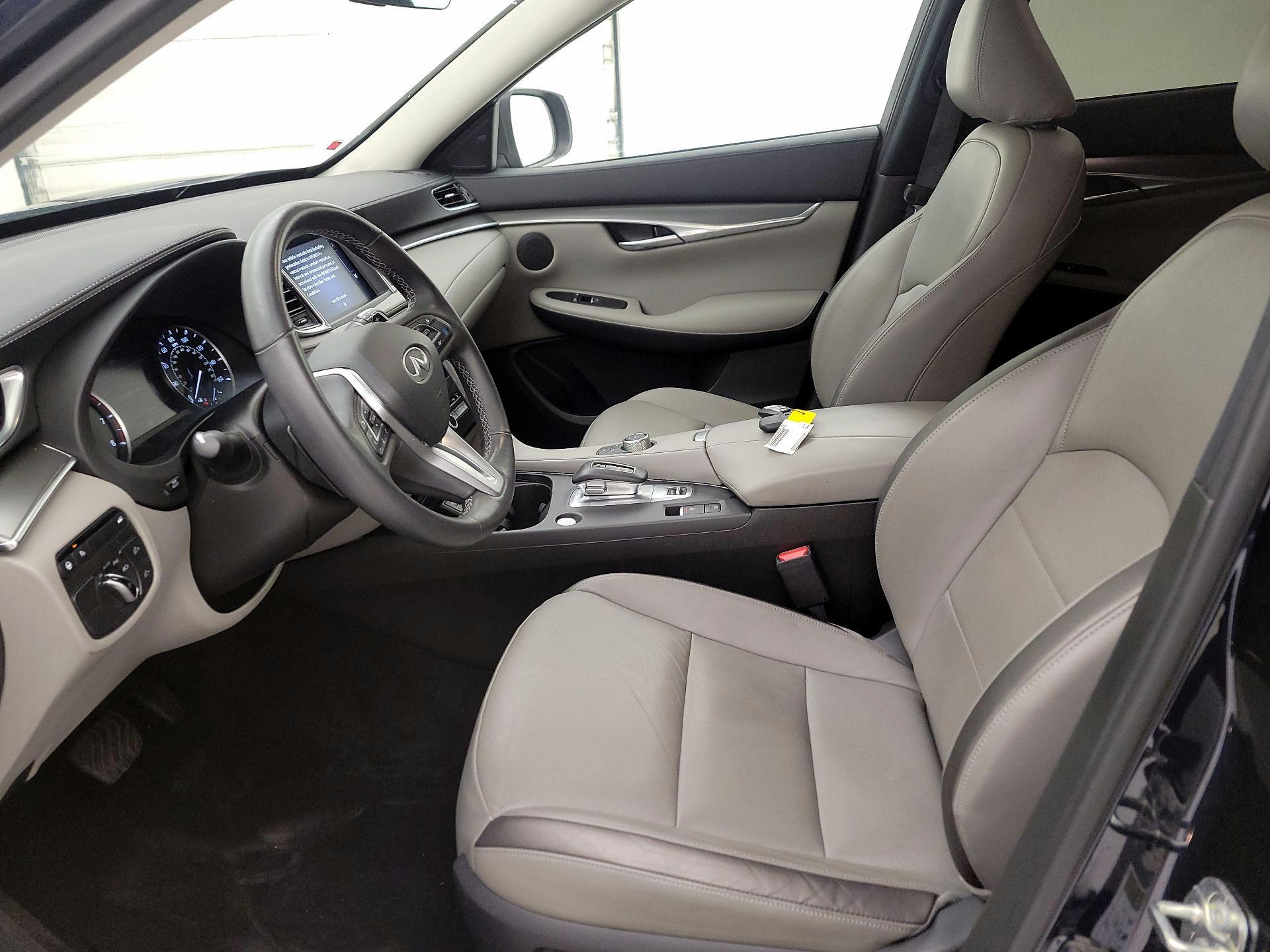 Thumbnail: 2023 INFINITI QX50 - 11