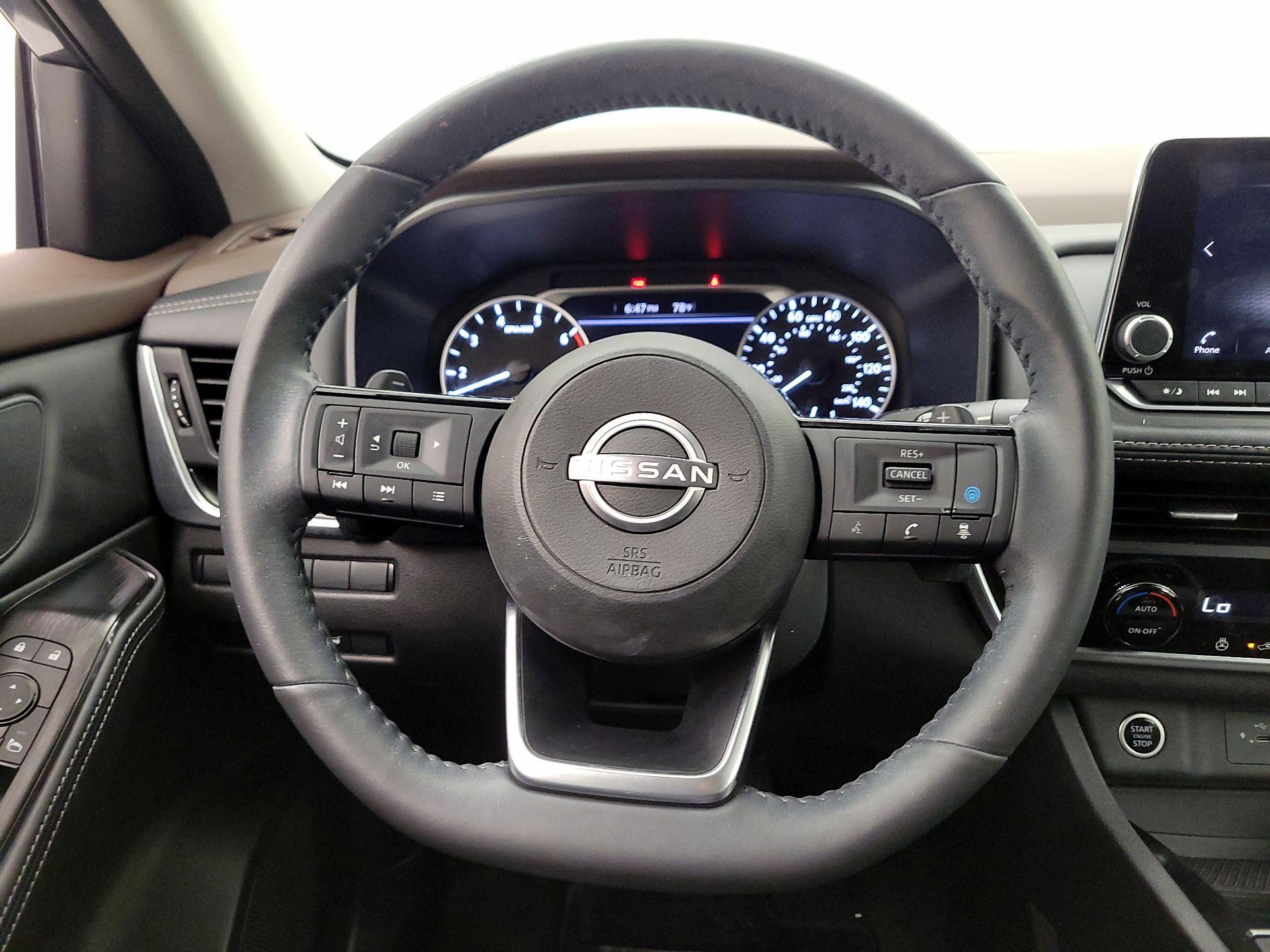 Thumbnail: 2023 Nissan Rogue - 10