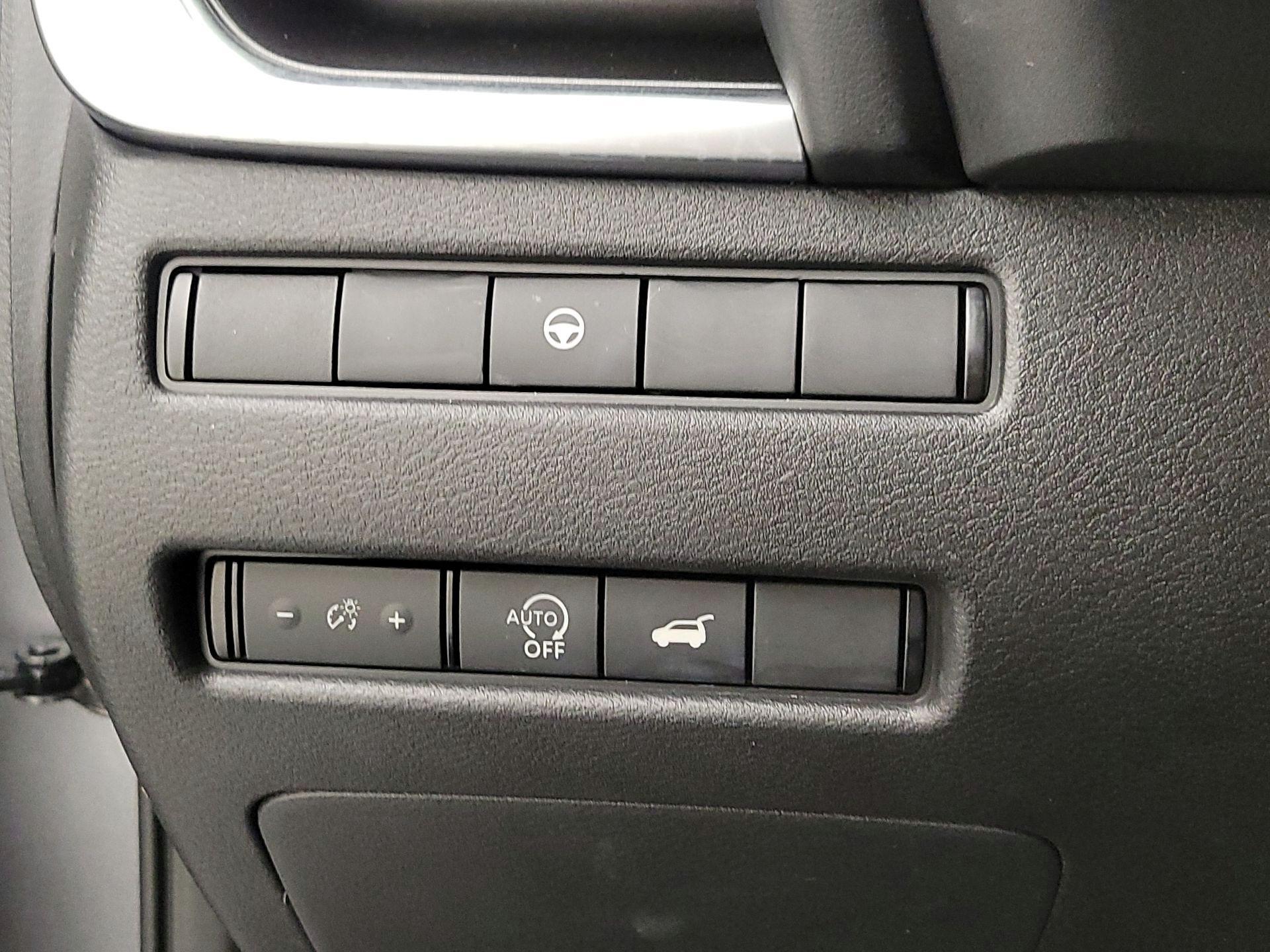 Thumbnail: 2023 Nissan Rogue - 13