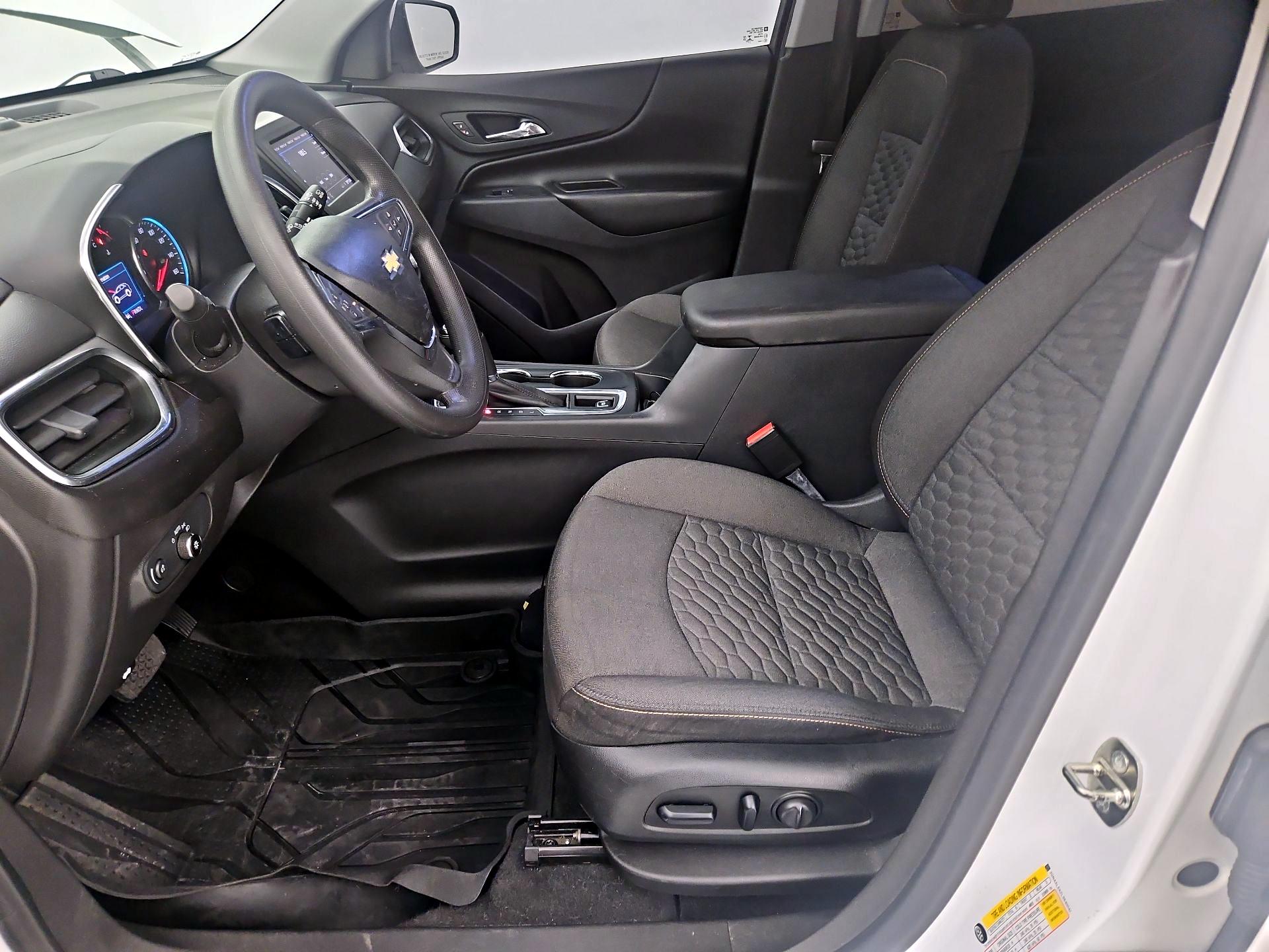 Thumbnail: 2020 Chevrolet Equinox - 11