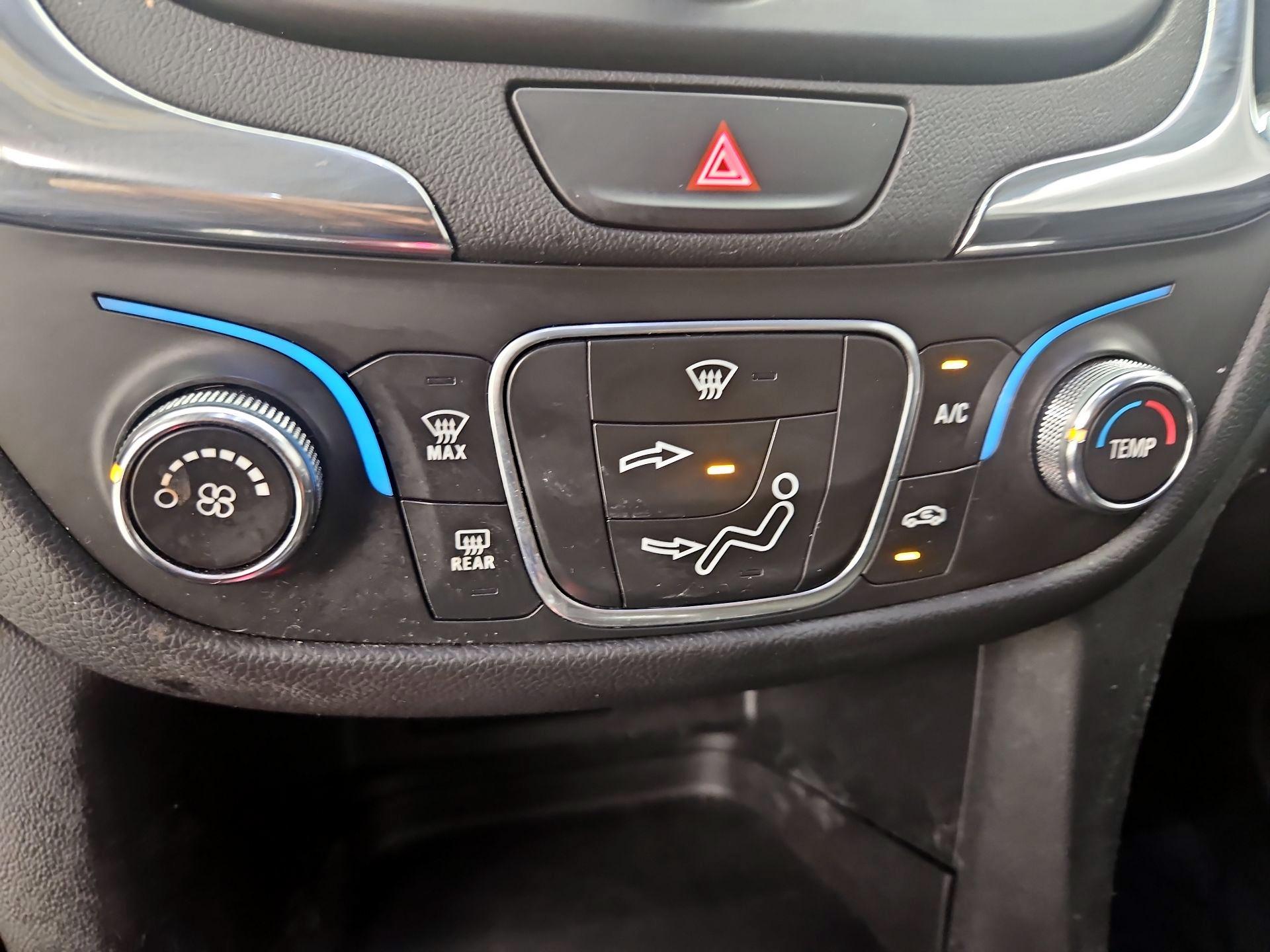 Thumbnail: 2020 Chevrolet Equinox - 16