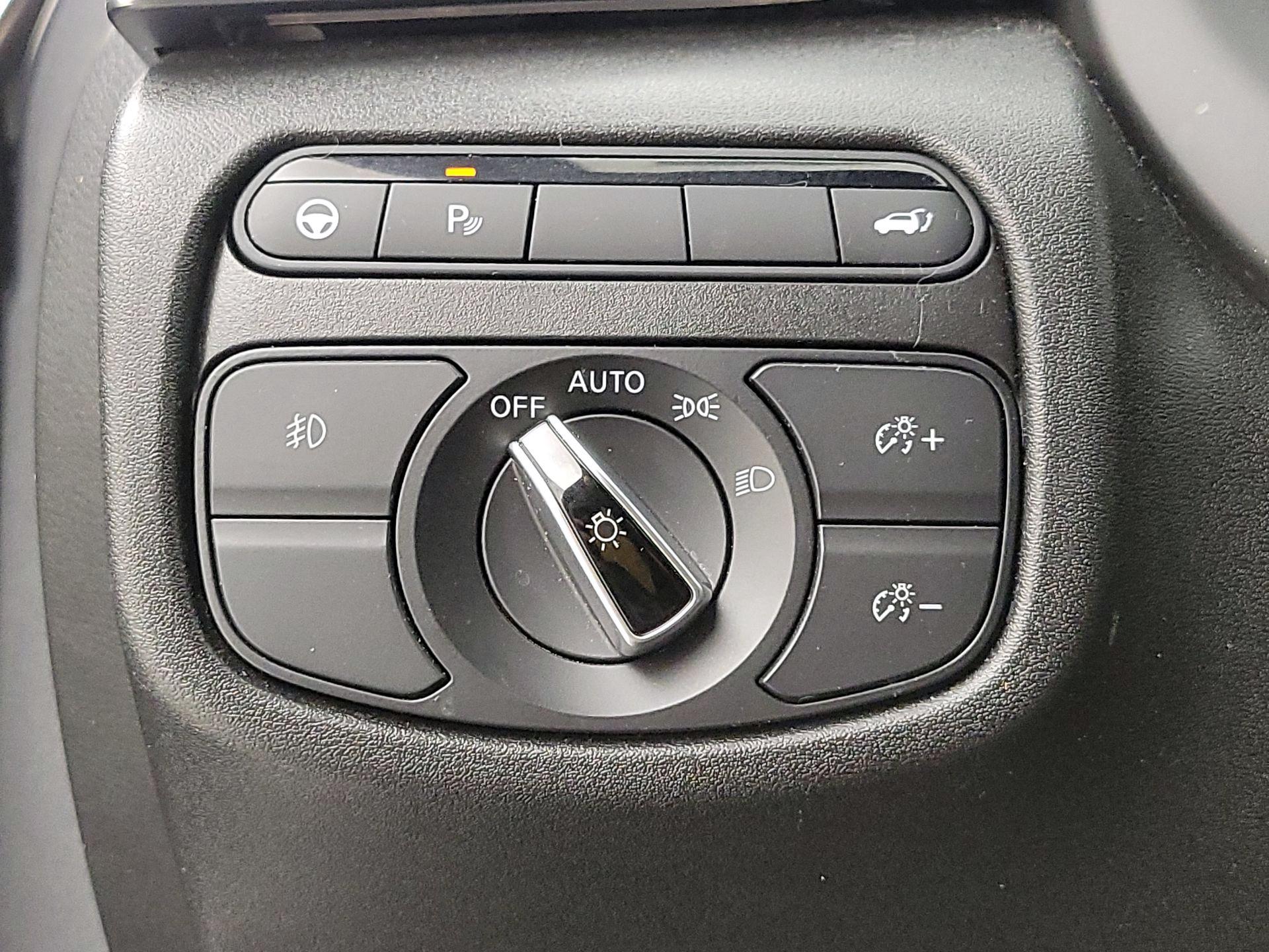 Thumbnail: 2023 INFINITI QX50 - 13