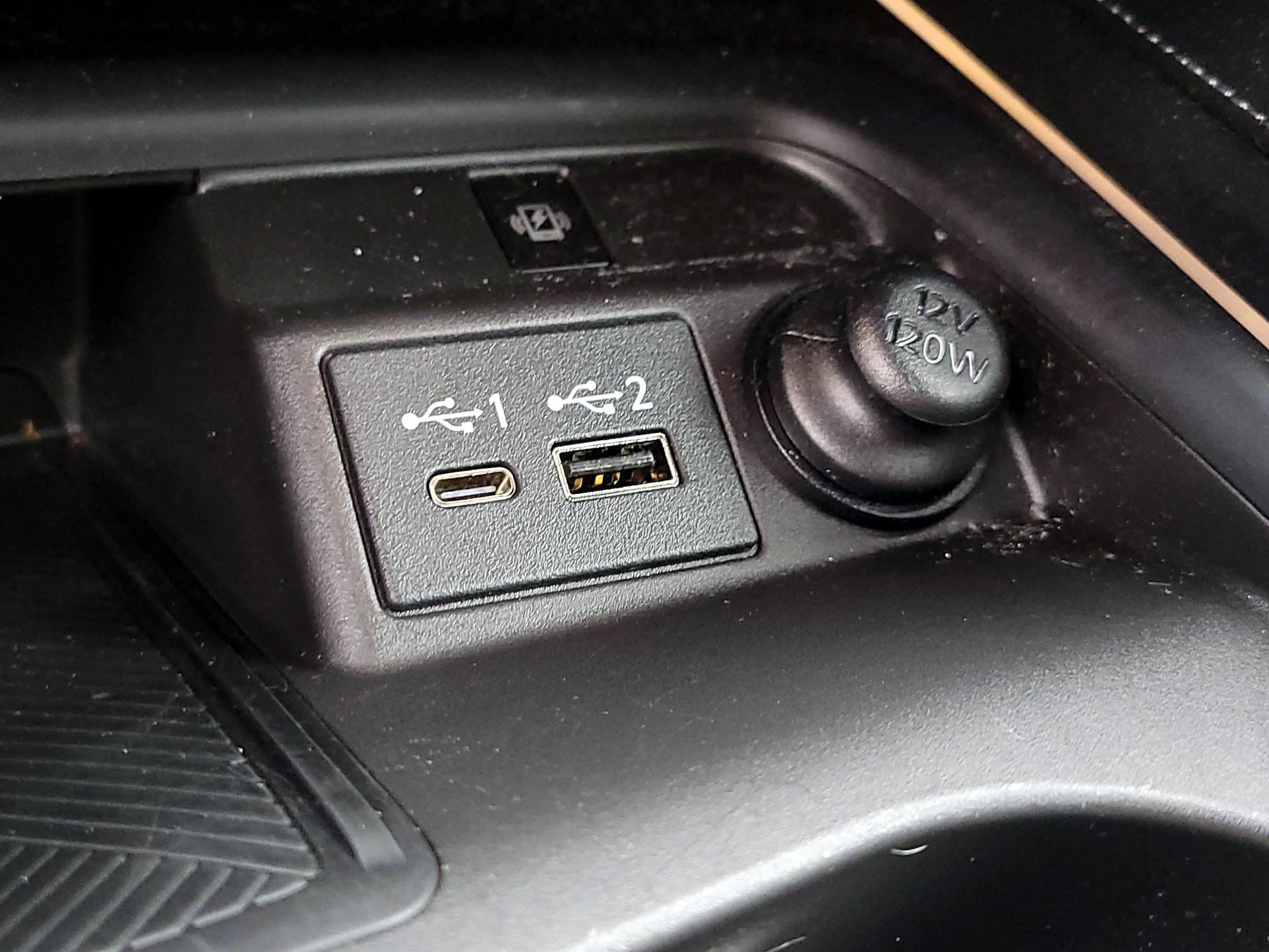 Thumbnail: 2023 INFINITI QX50 - 19