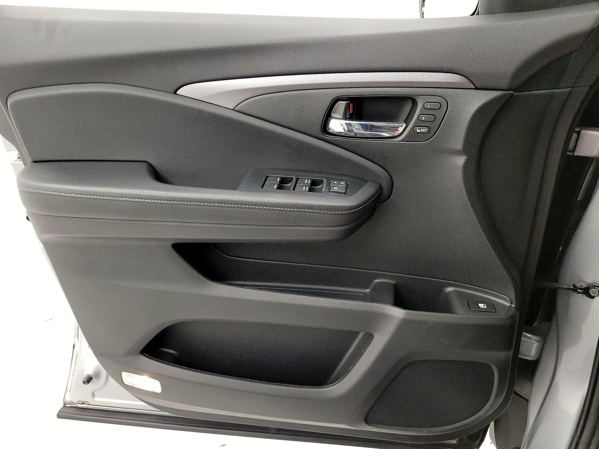 Thumbnail: 2023 Honda Ridgeline - 12