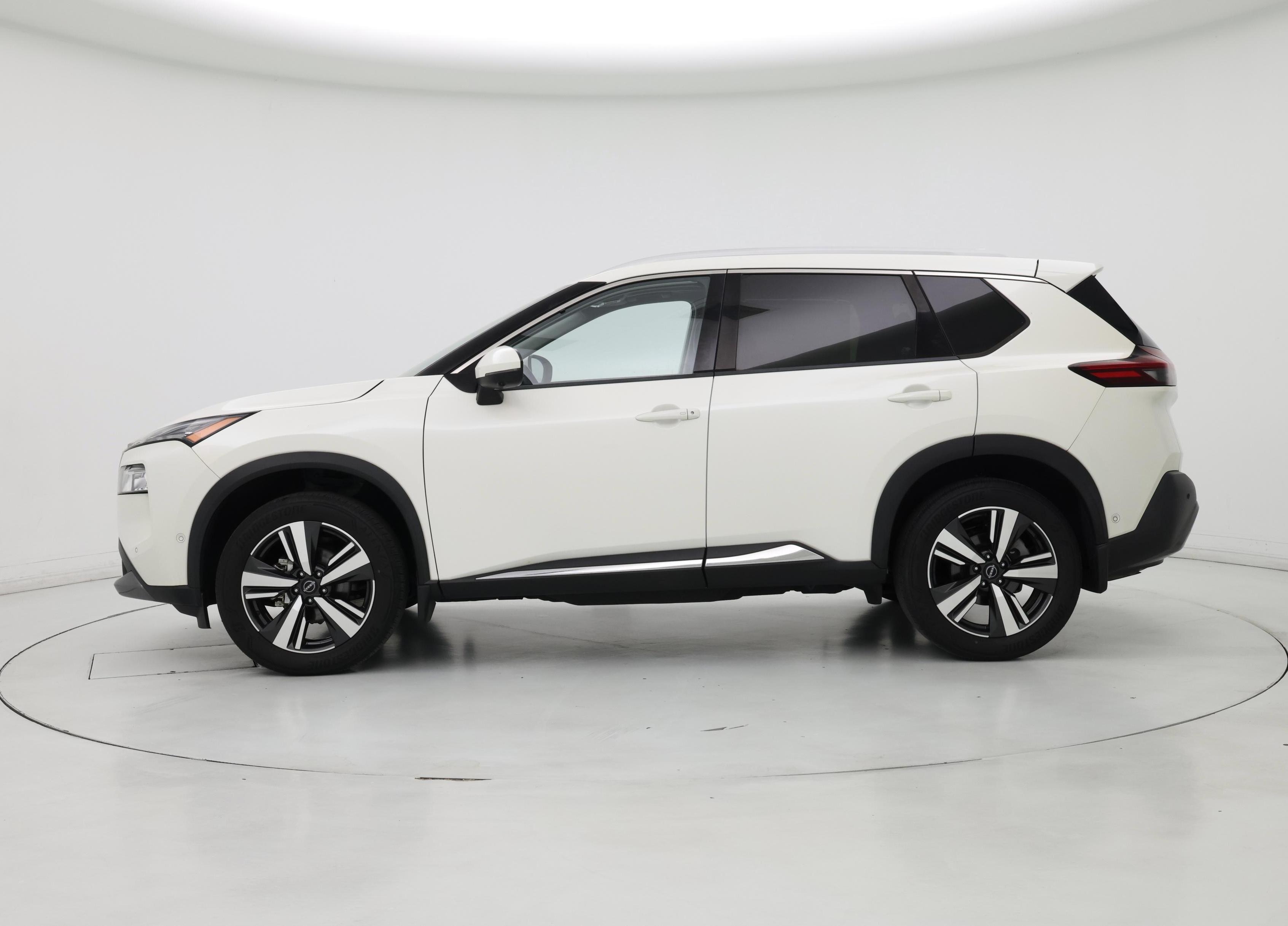 Thumbnail: 2023 Nissan Rogue - 3