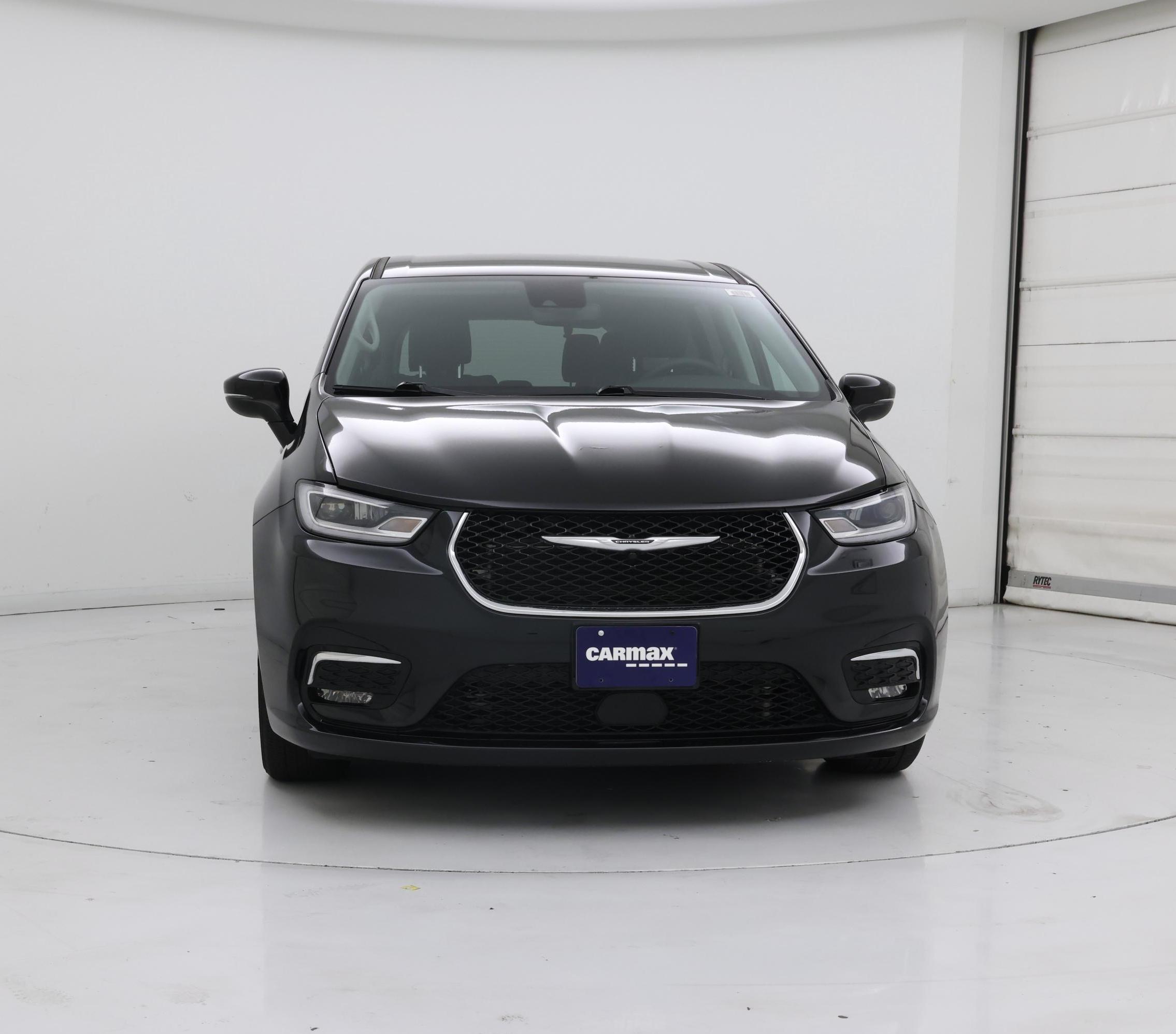 Thumbnail: 2023 Chrysler Pacifica - 5