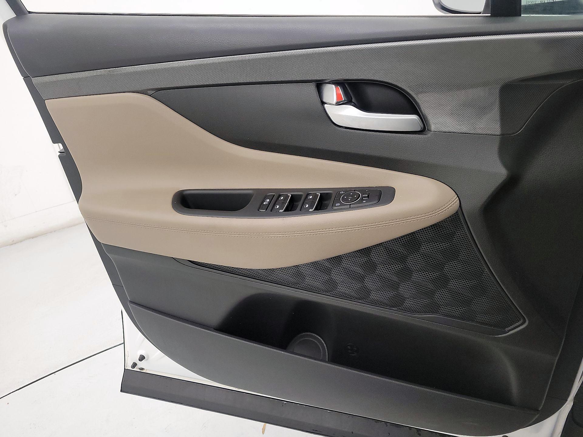 Thumbnail: 2023 Hyundai Santa Fe - 12