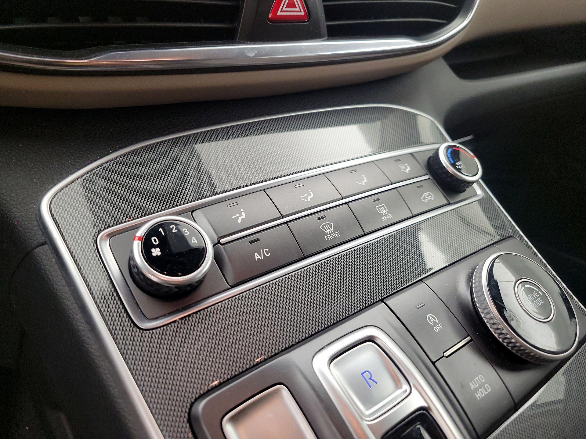 Thumbnail: 2023 Hyundai Santa Fe - 16