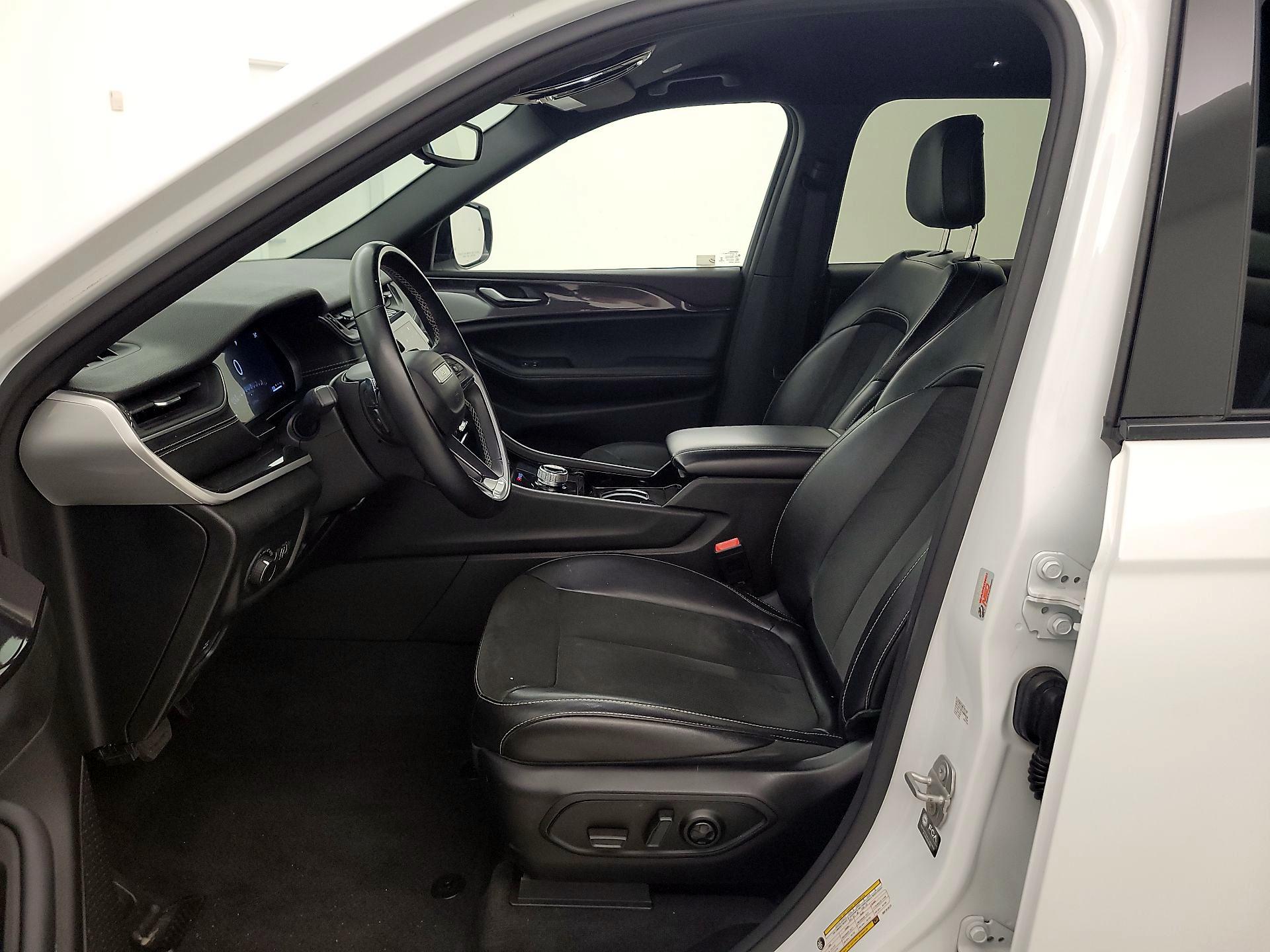 Thumbnail: 2021 Jeep Grand Cherokee L - 11