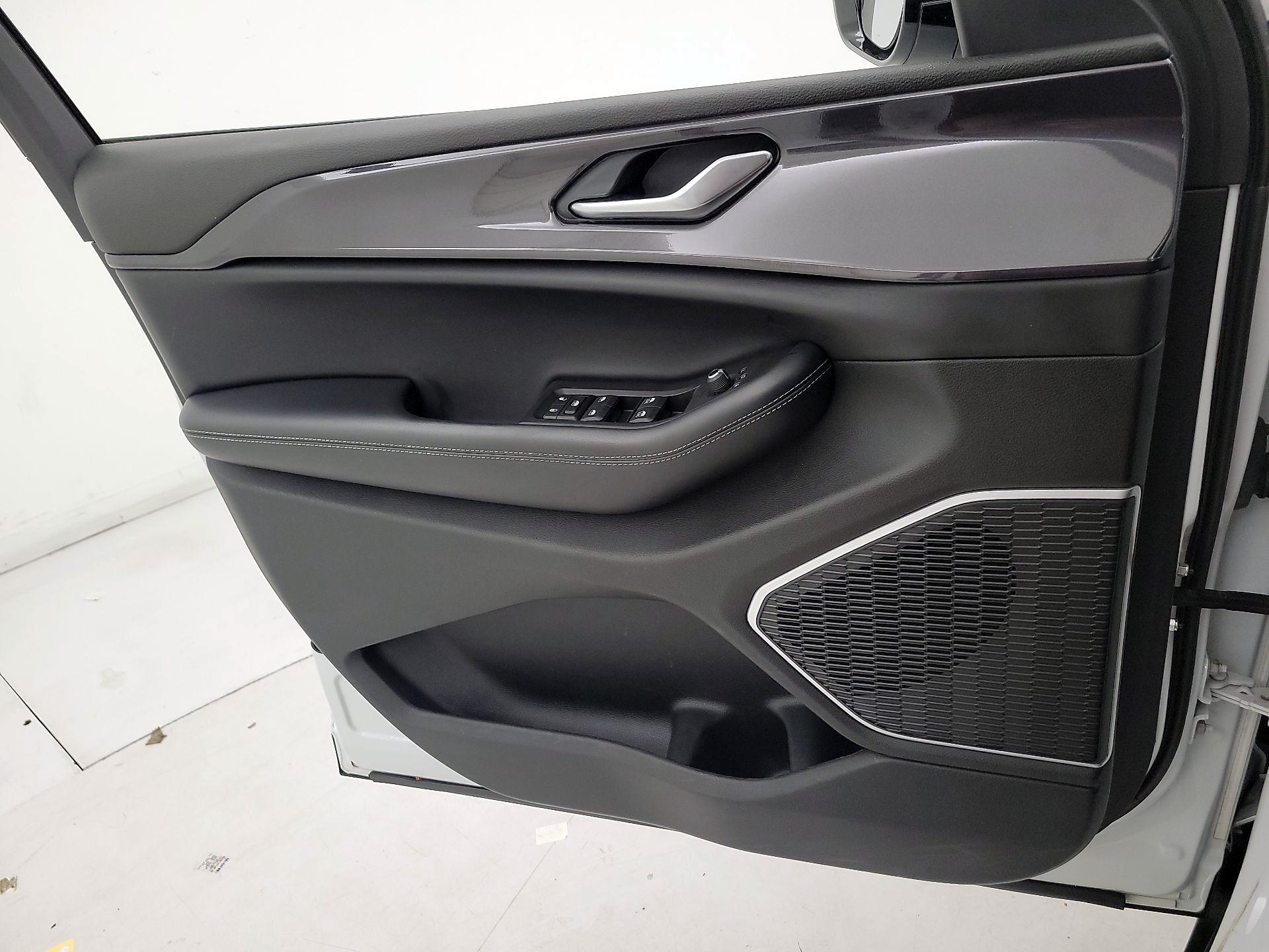 Thumbnail: 2021 Jeep Grand Cherokee L - 12