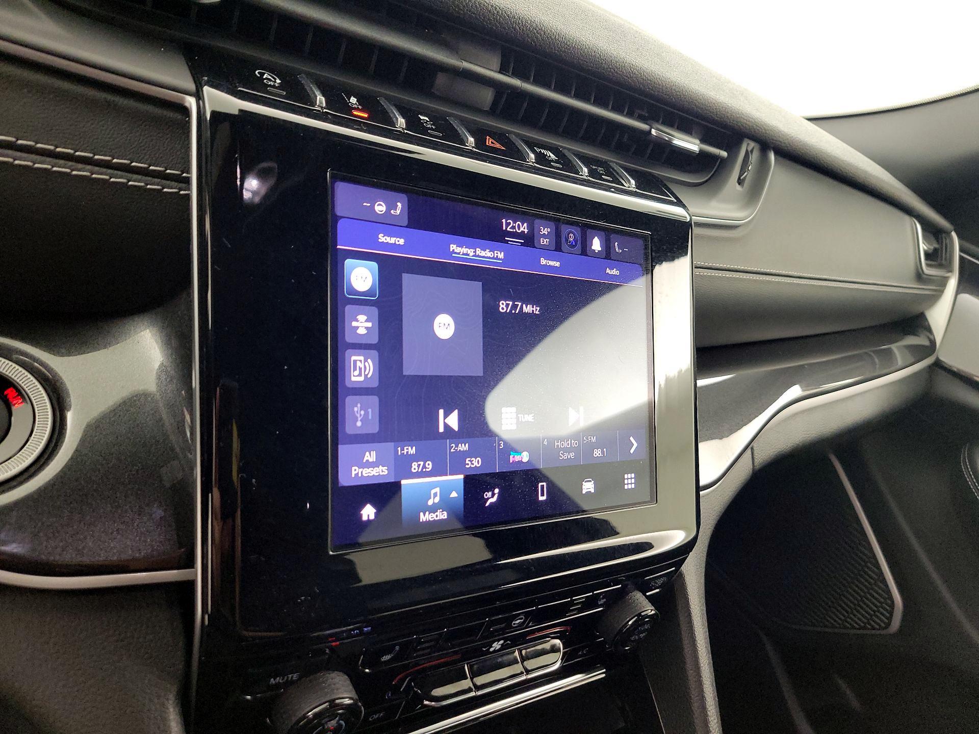 Thumbnail: 2021 Jeep Grand Cherokee L - 15