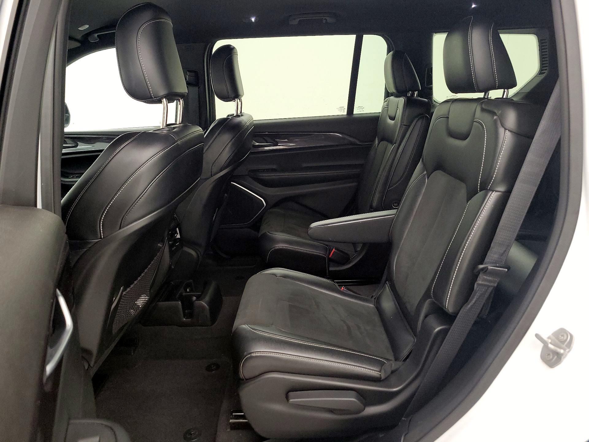 Thumbnail: 2021 Jeep Grand Cherokee L - 19